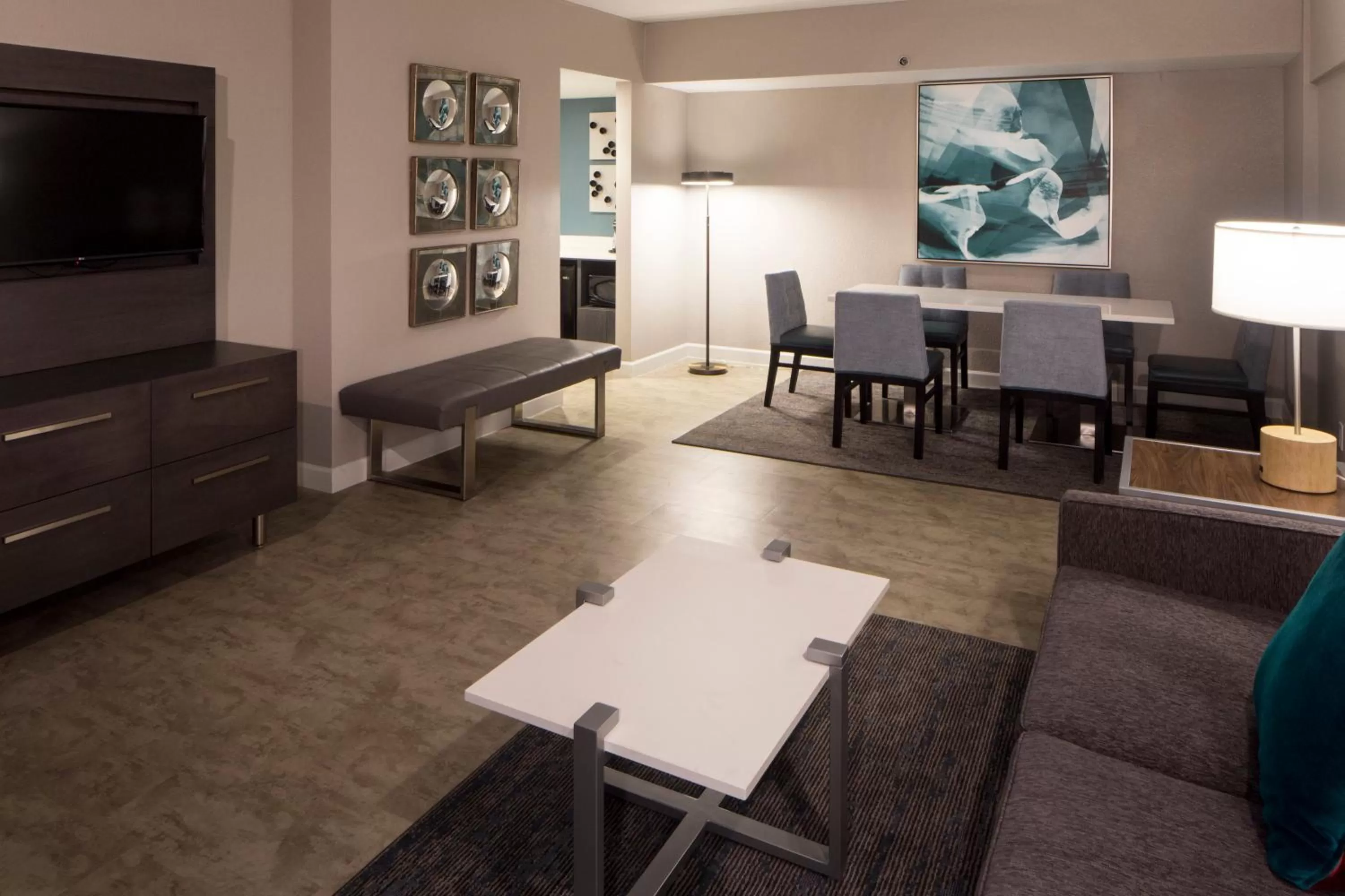 One-Bedroom Suite in Hotel Indigo Harrisburg - Hershey by IHG