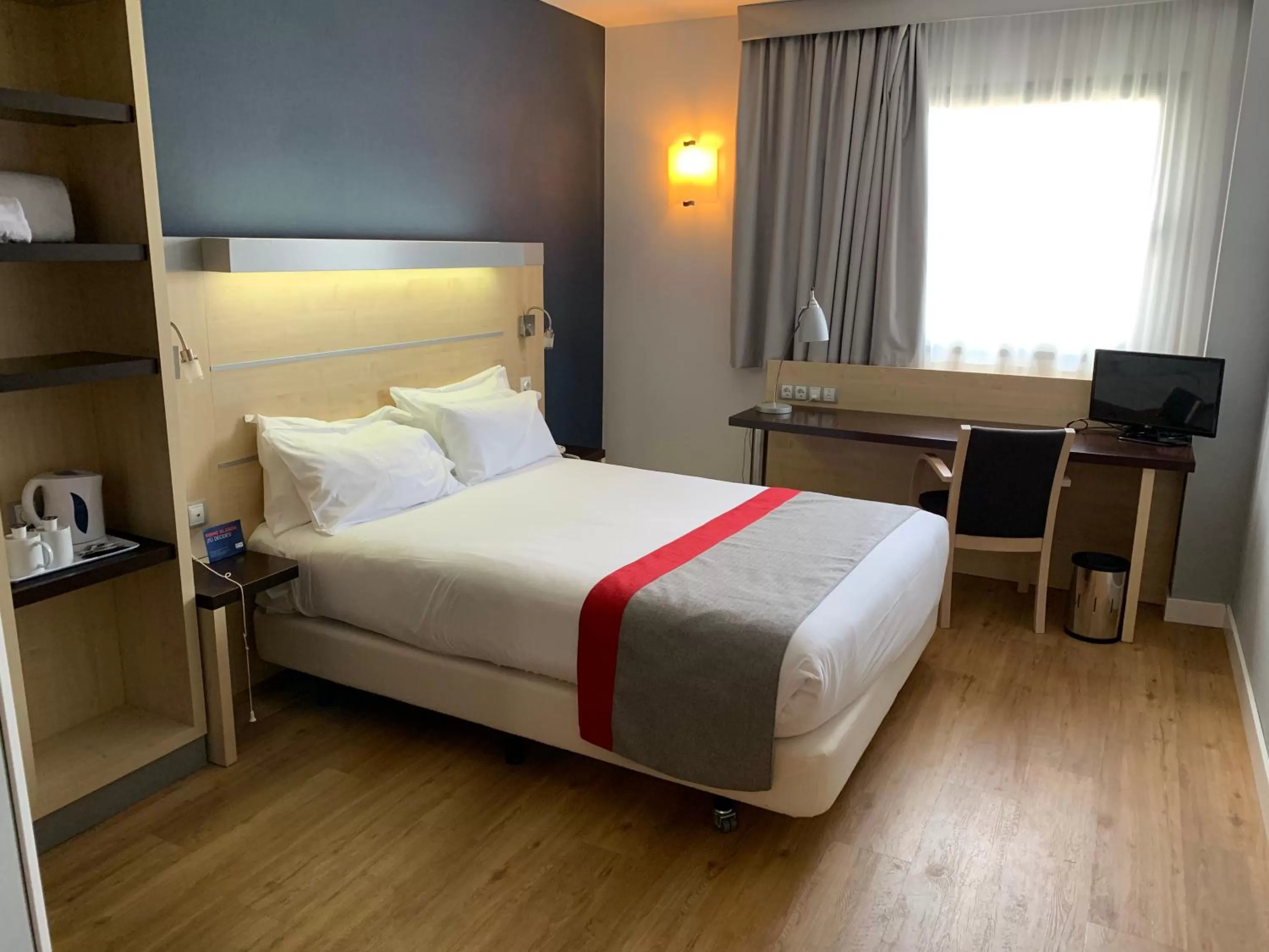 Standard Double Room - Mobility Access in Holiday Inn Express Vitoria by IHG