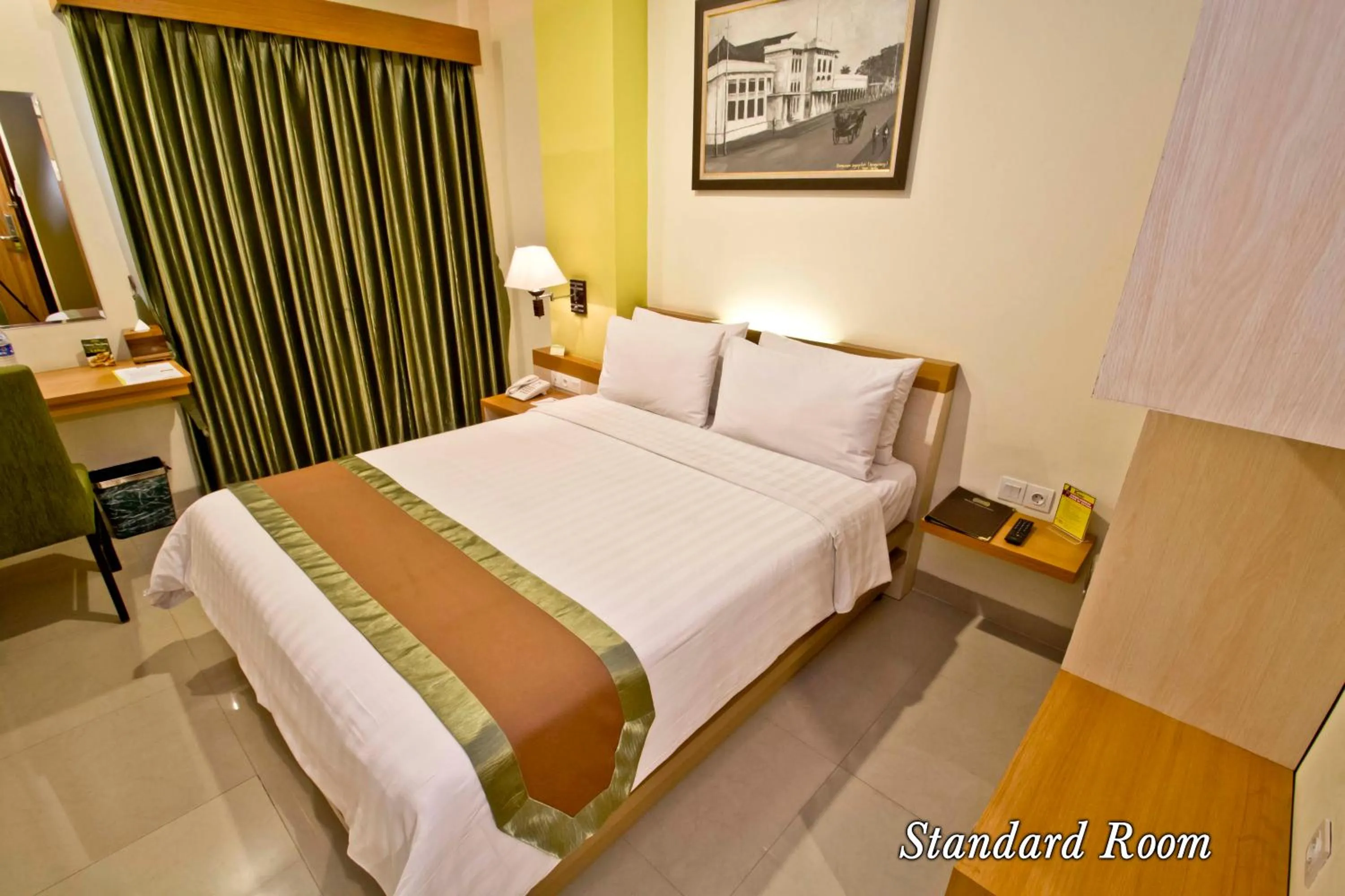 Standard Double Room in De Batara Hotel