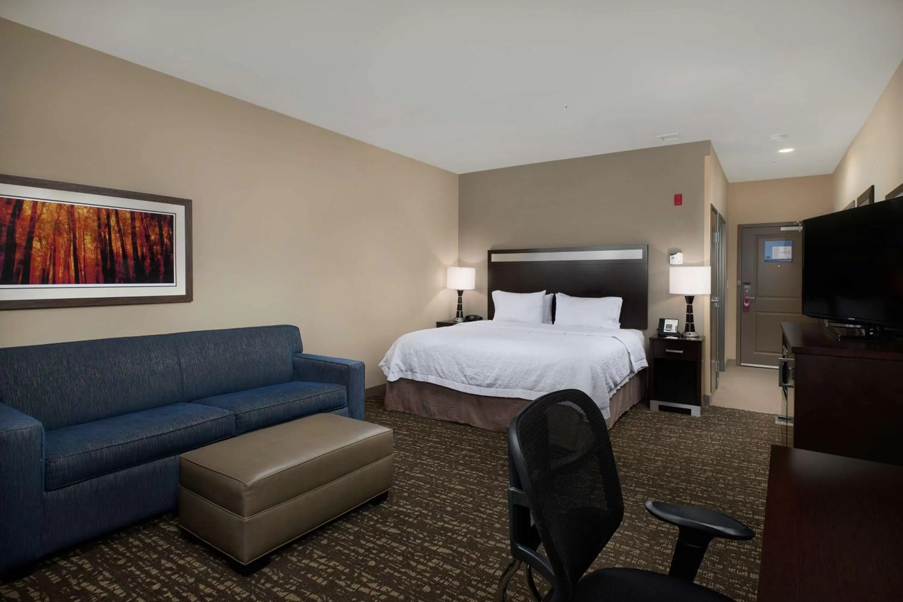 King Room with King Bed - Non-Smoking in Hampton Inn & Suites Portland/Vancouver