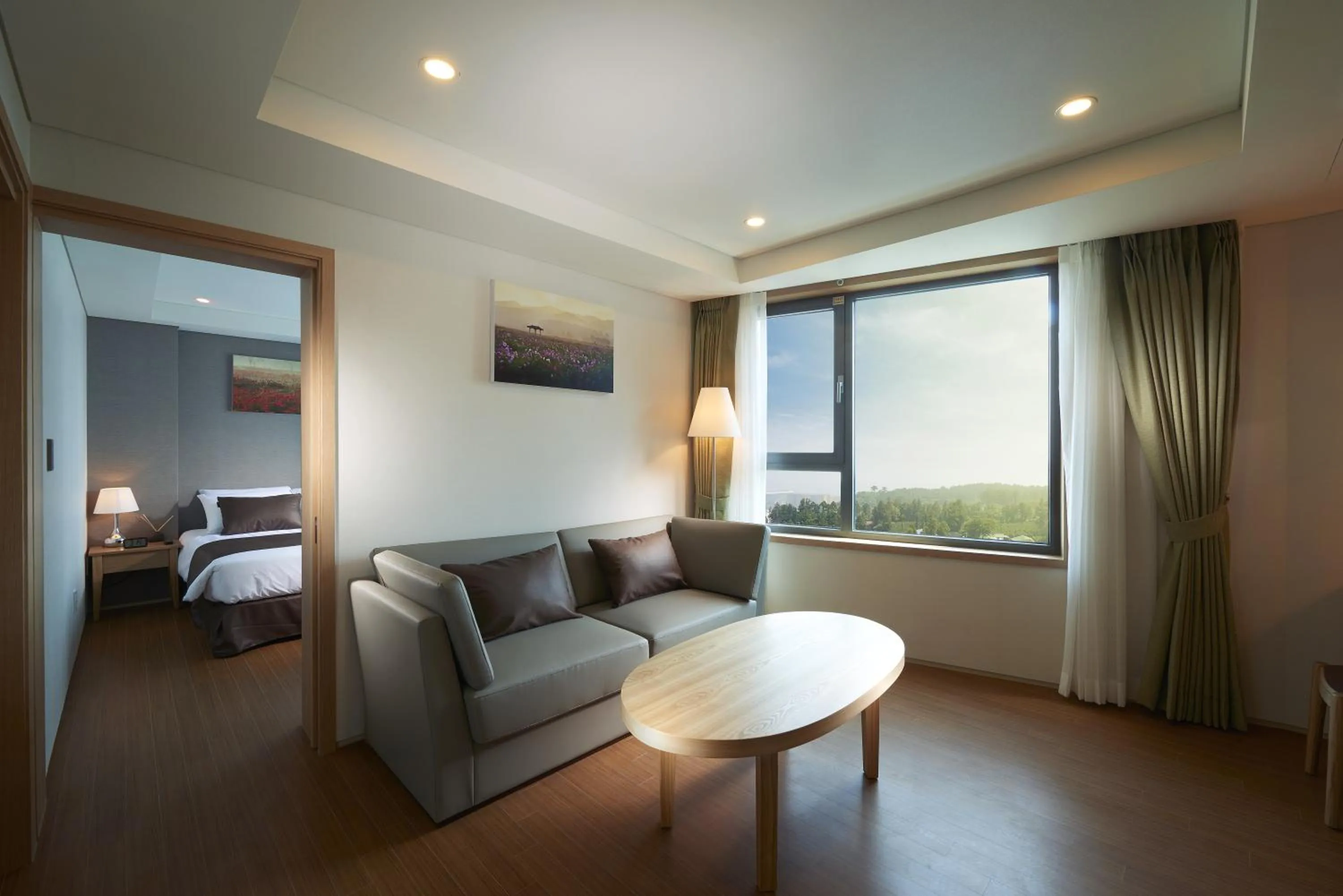 Junior Suite with Sea View in Benikea Jungmun Hotel
