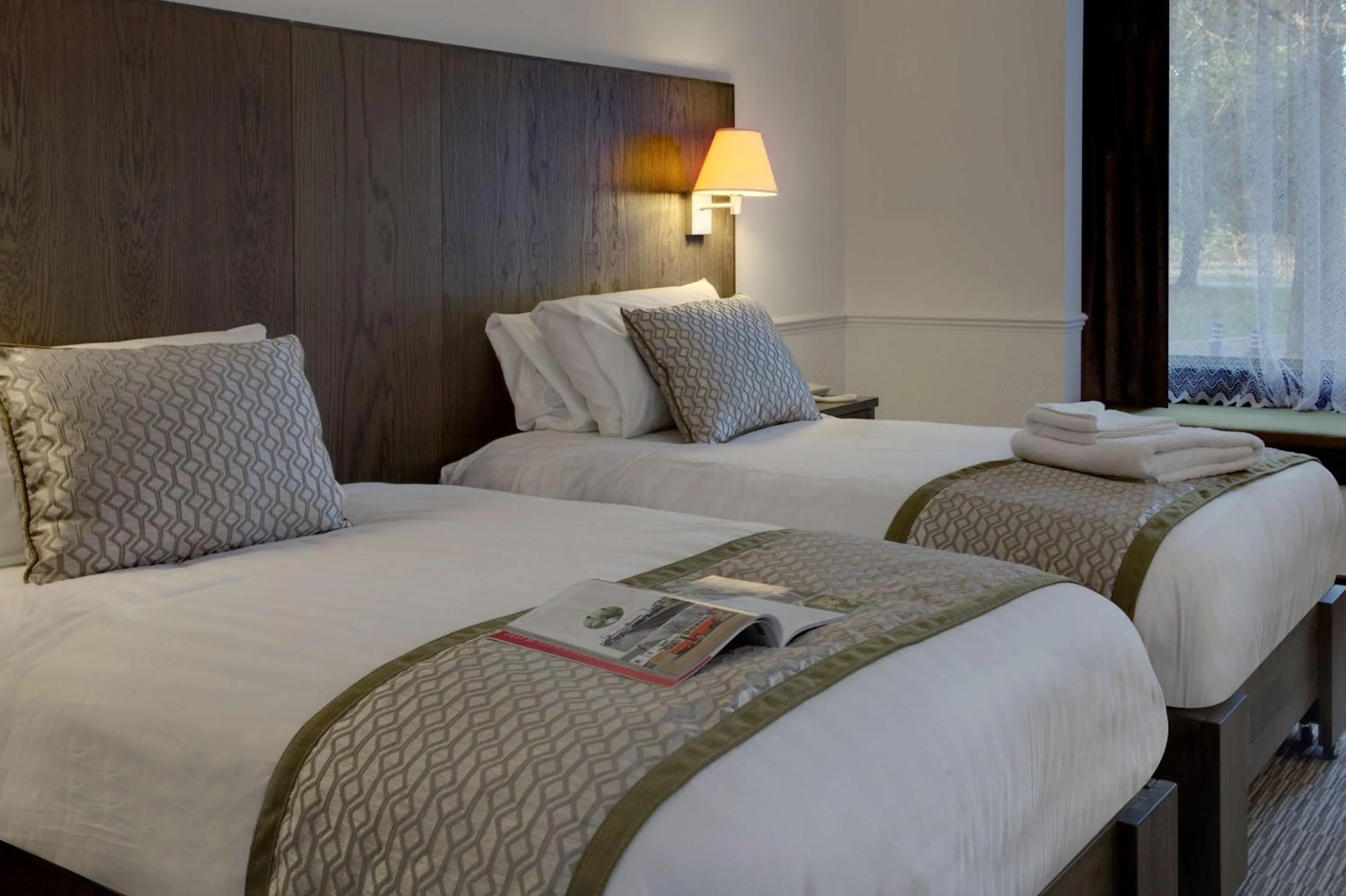 Standard Twin Room in Best Western Ipswich Hotel