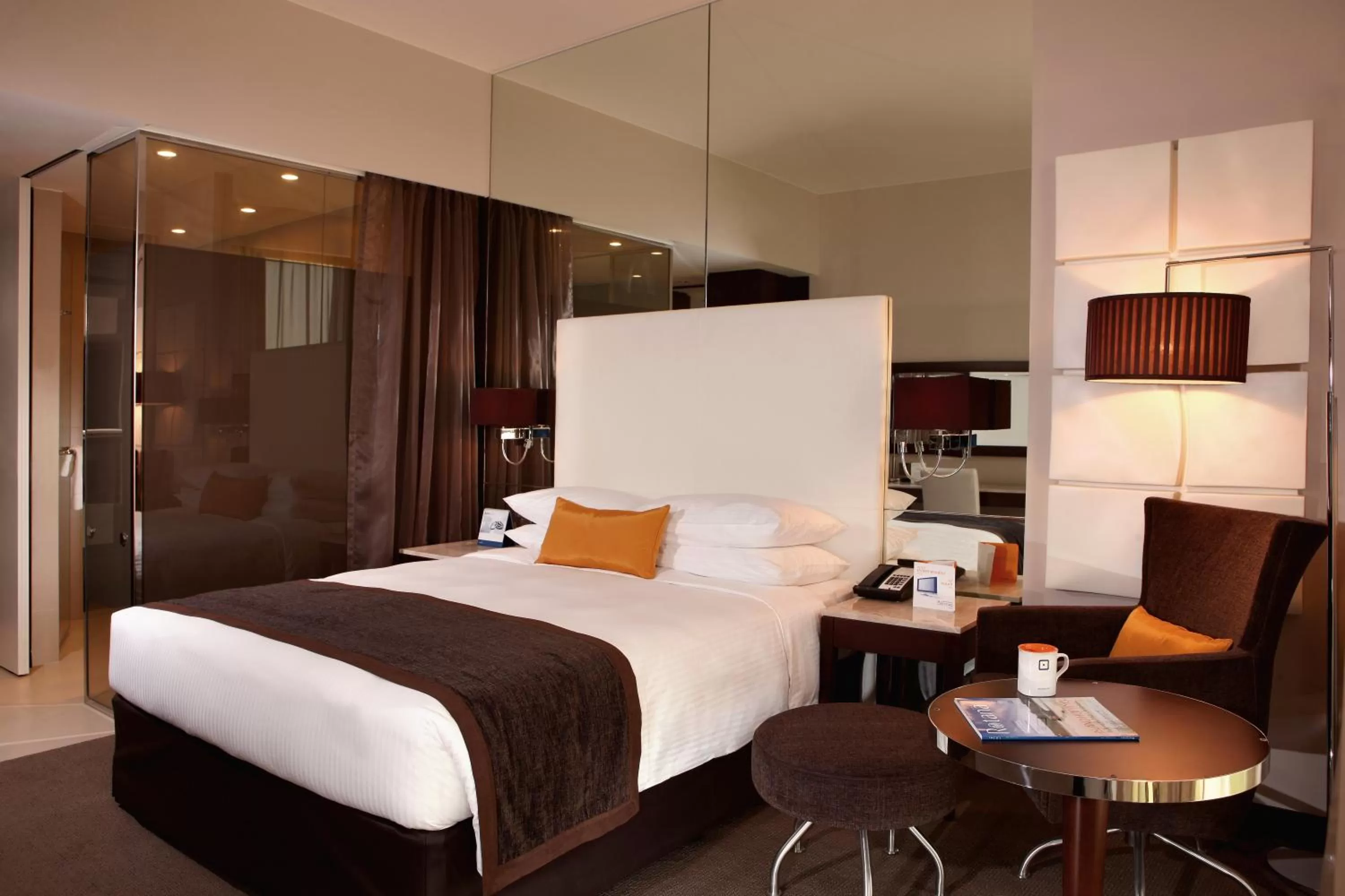 High Floor Centro Room - Queen Bed in Centro Capital Centre By Rotana