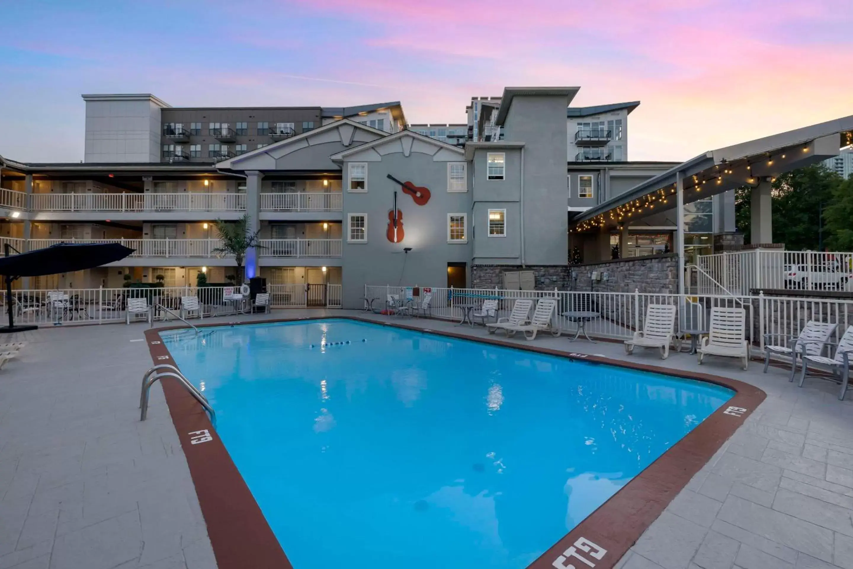 Comfort Inn Downtown Nashville - Music City Center Comfort Inn Downtown Nashville - Music City Center