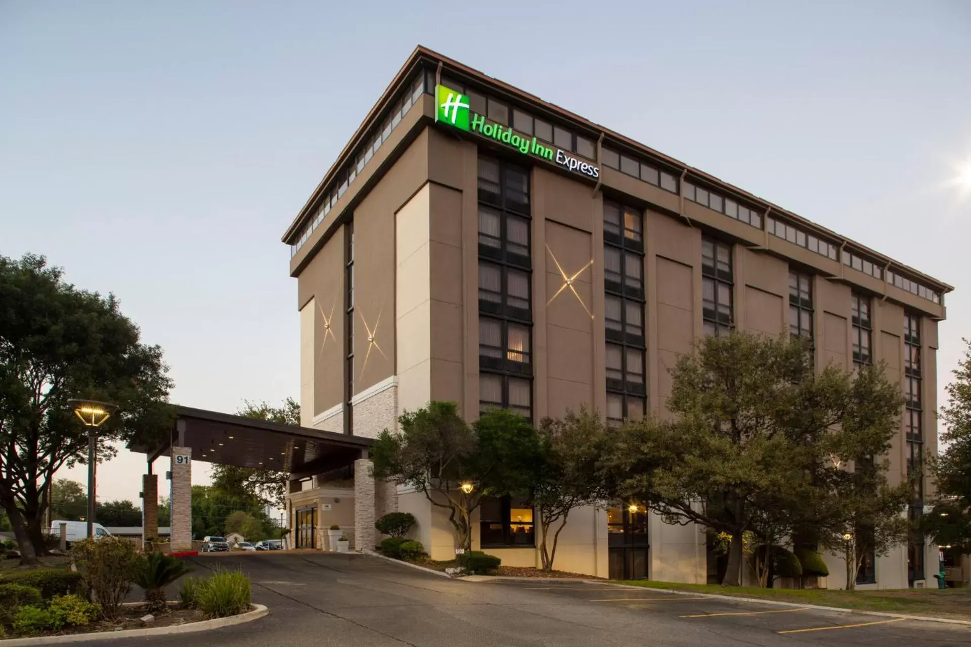 Holiday Inn Express - San Antonio Airport by IHG Holiday Inn Express - San Antonio Airport by IHG