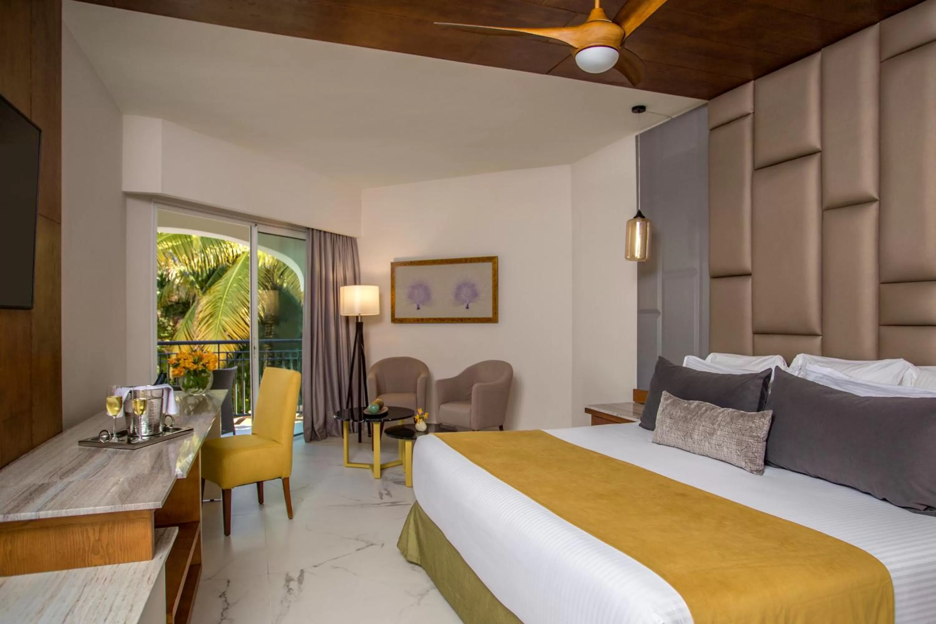 Preferred Club Junior Suite Tropical View Double Beds - single occupancy in Secrets Royal Beach Punta Cana - Adults Only - All Inclusive