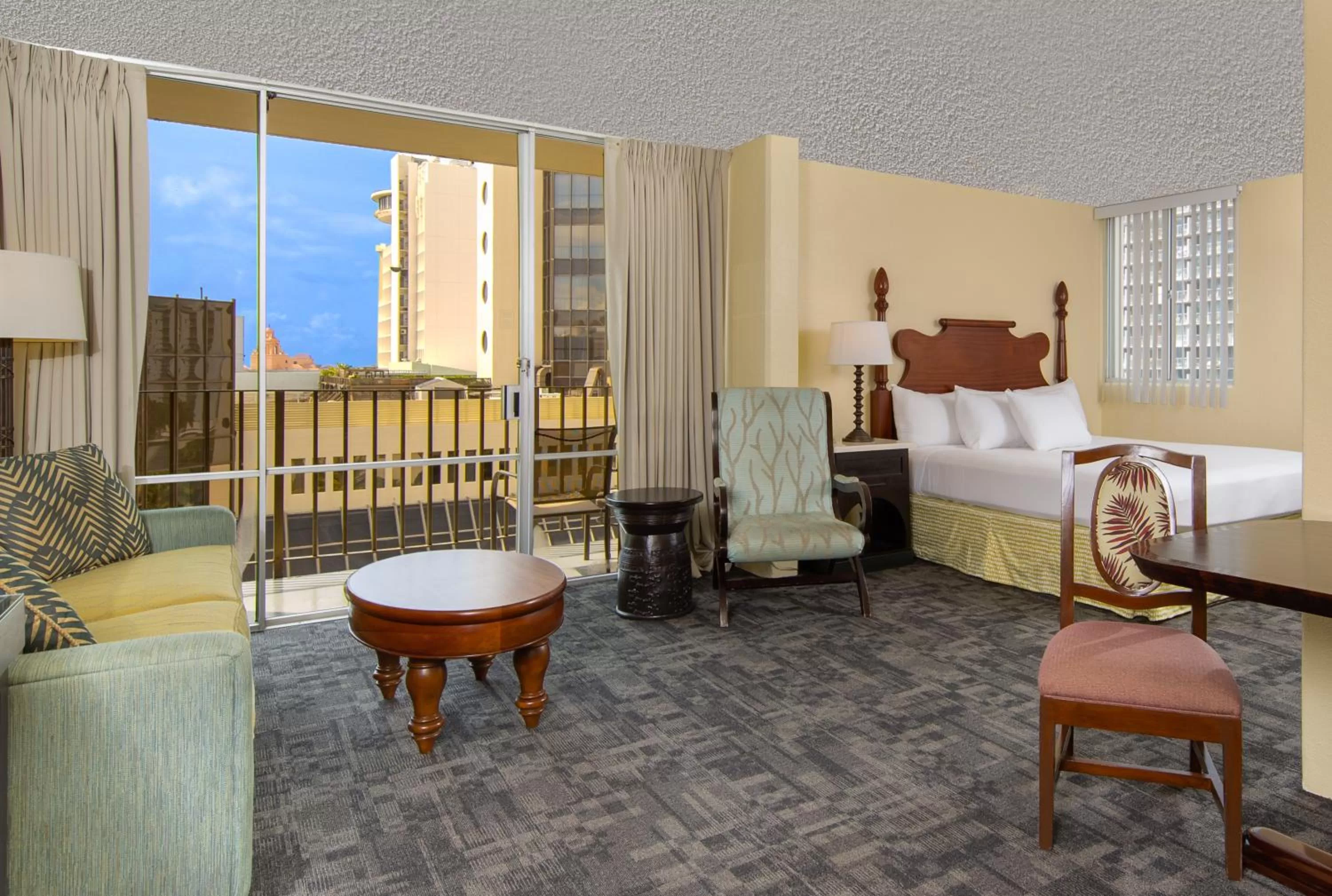 City View Suite Two Beds with Kitchen in Ohia Waikiki Studio Suites