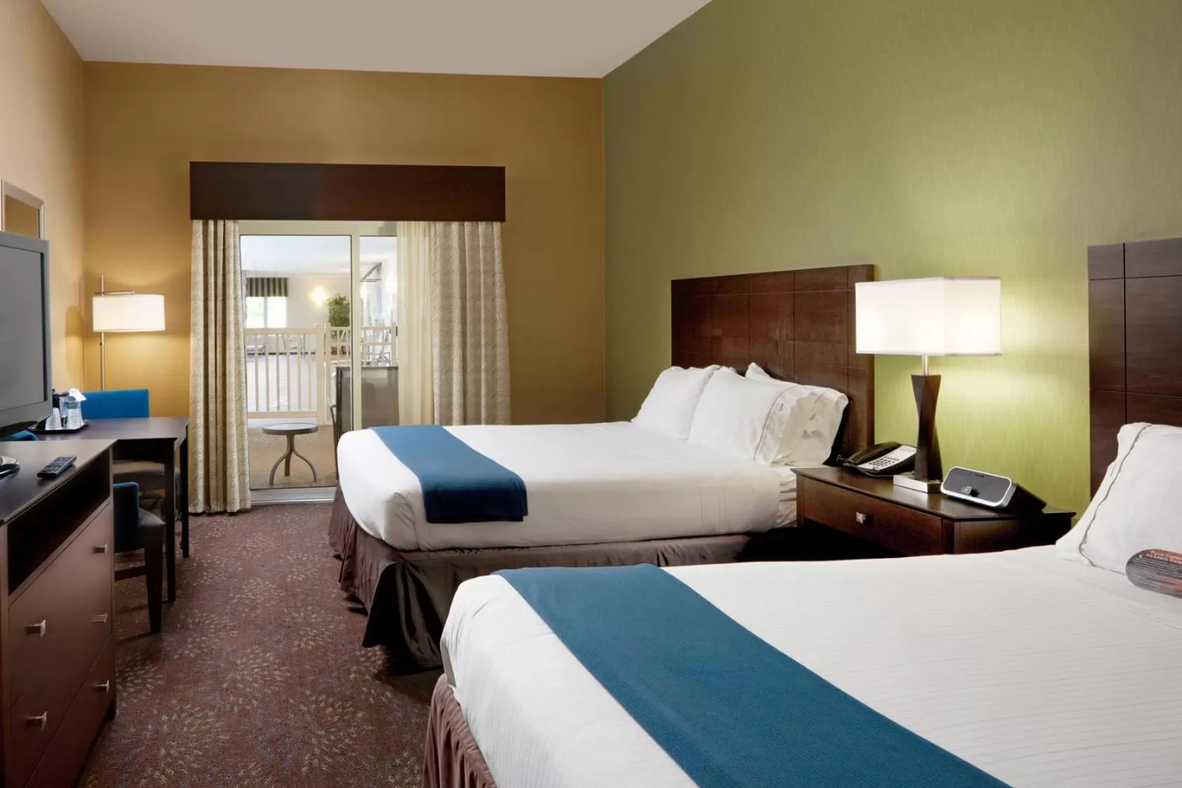 Holiday Inn Express Hotel & Suites Saginaw by IHG