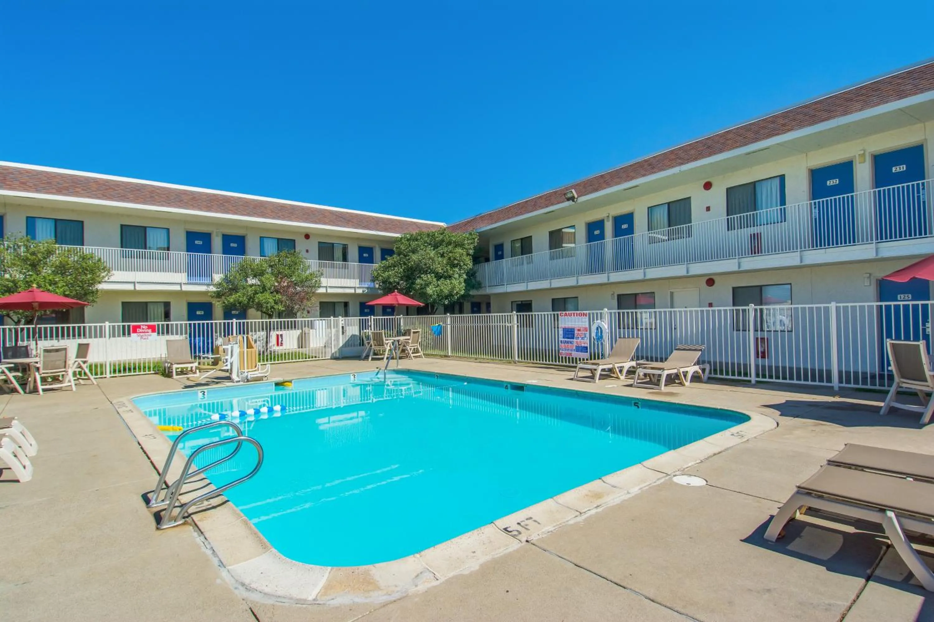 Motel 6-Redding, CA - North