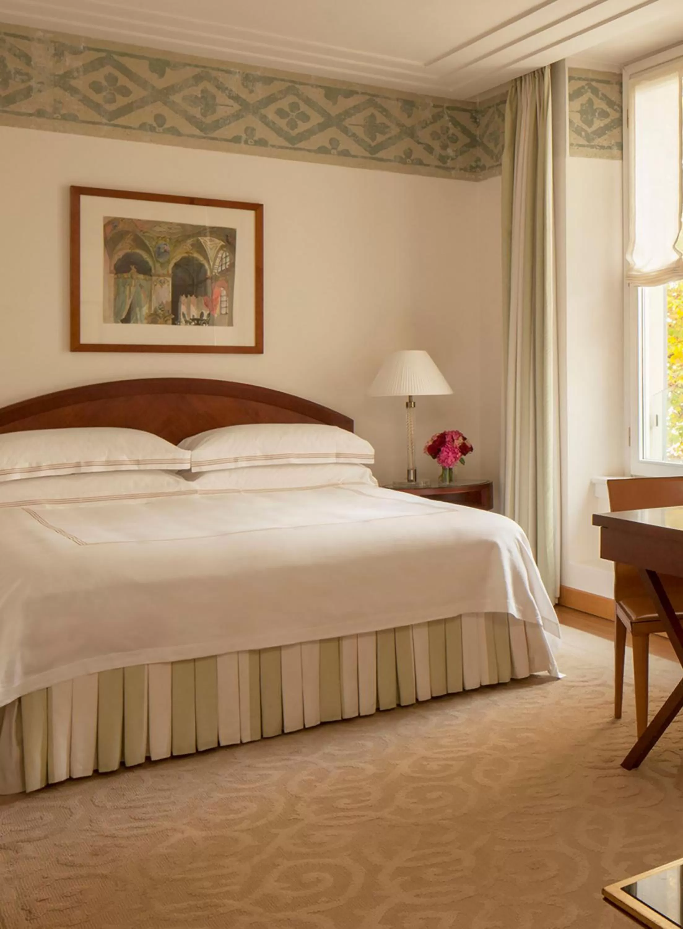 Premium King Room in Four Seasons Hotel Milano