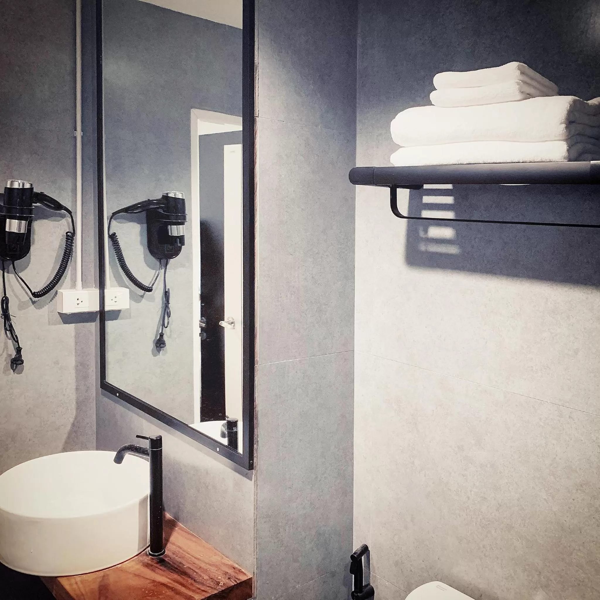 Small Double Room in Into the town krabi