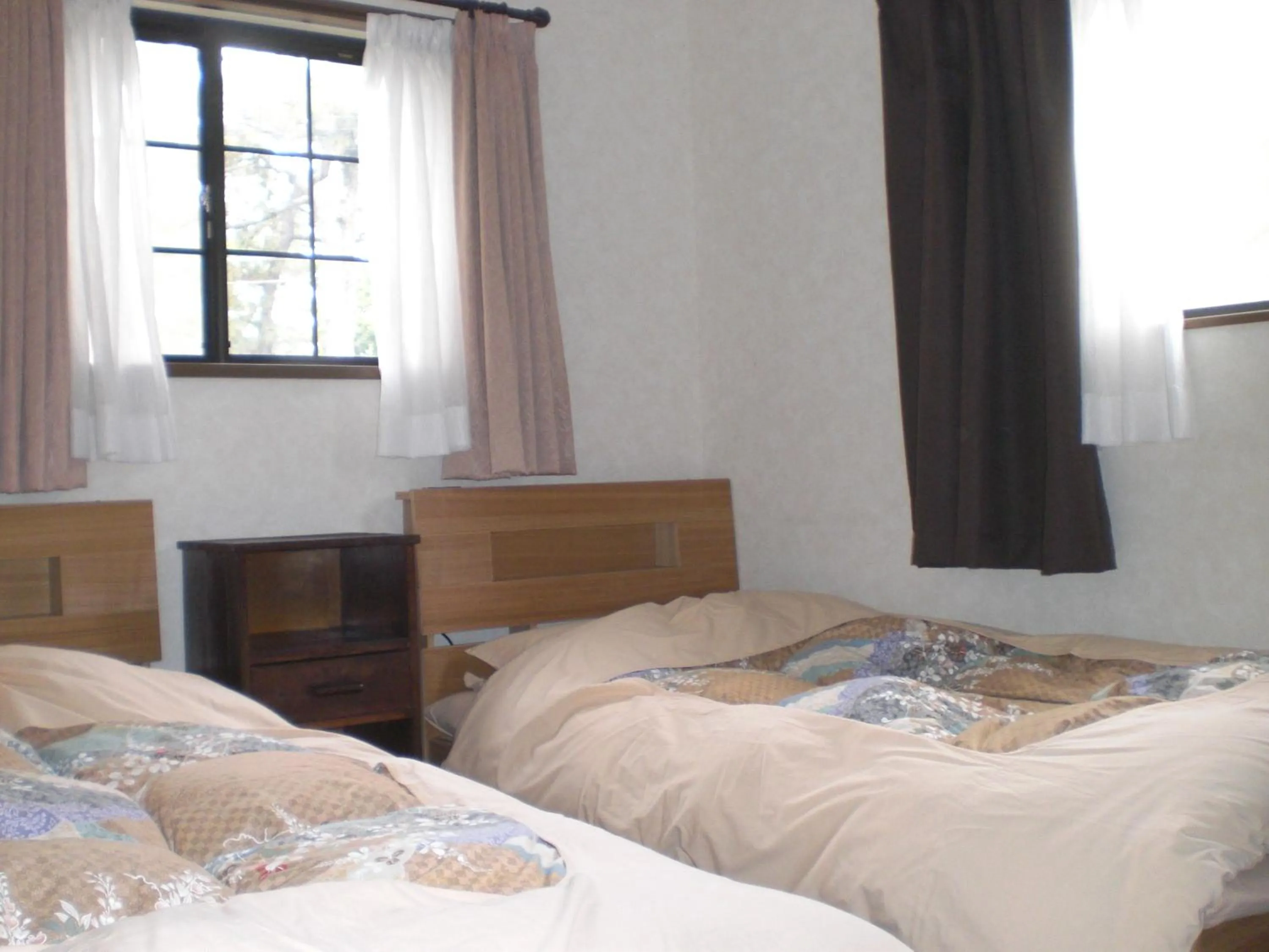 Standard Twin Room with Garden View in Minato Oasis Numazu / 沼津観光の中心、伊豆観光の拠点に好立地！沼津港に位置し交通・飲食・コンビニ等至便です！