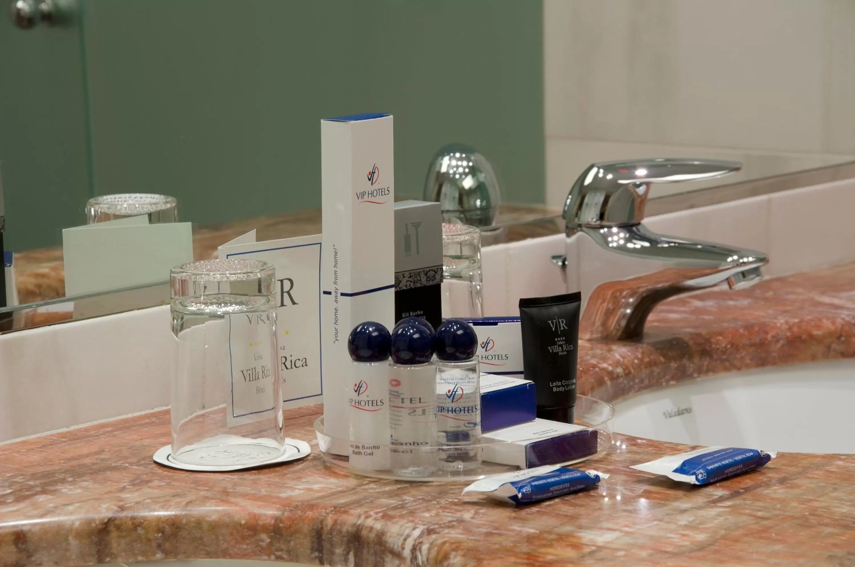 Standard Single Room in VIP Executive Entrecampos Hotel & Conference