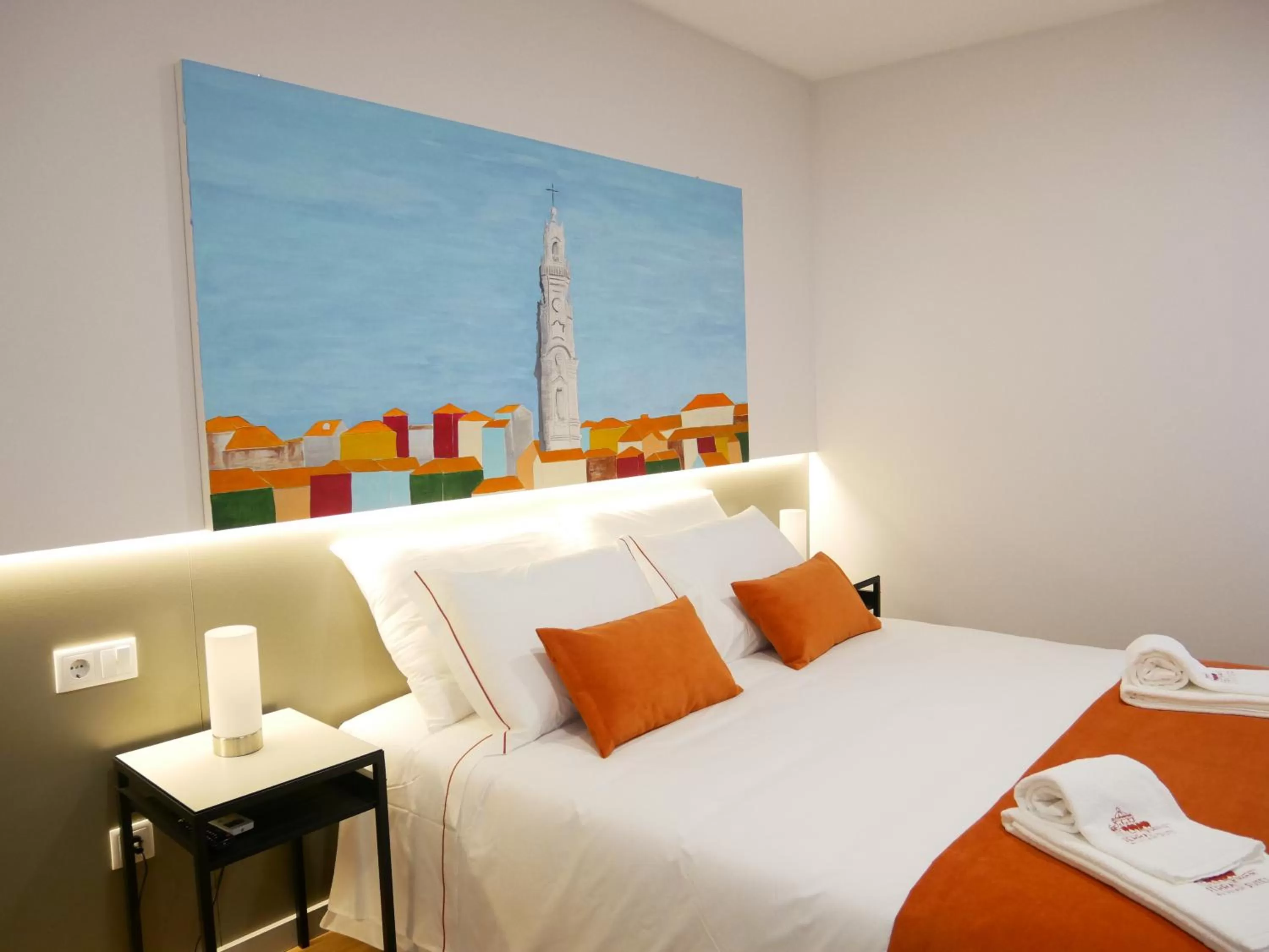 Deluxe Twin Room in Serra do Pilar Porto Suites