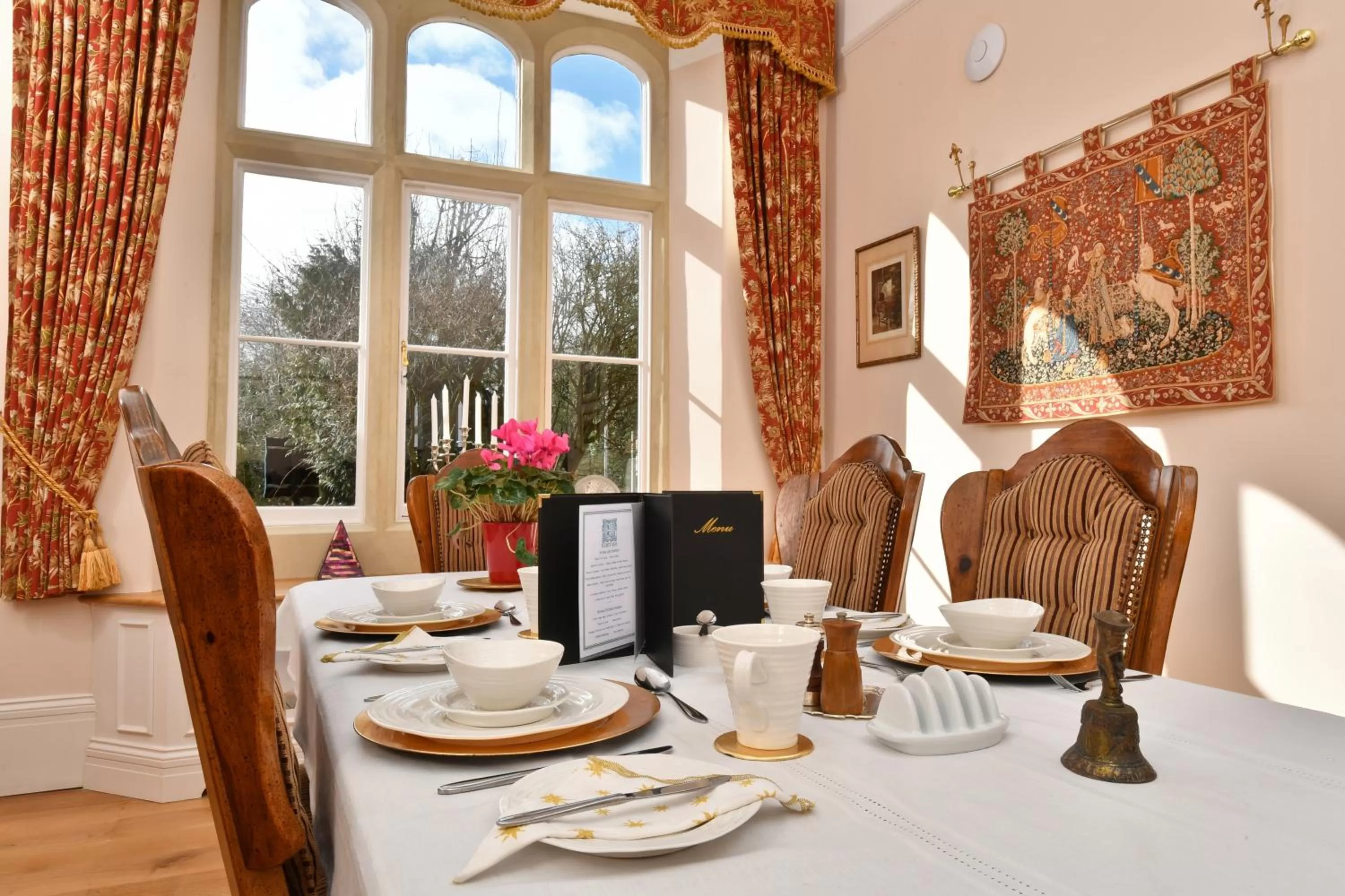 Photo of the whole room in Heritage Bed and Breakfast