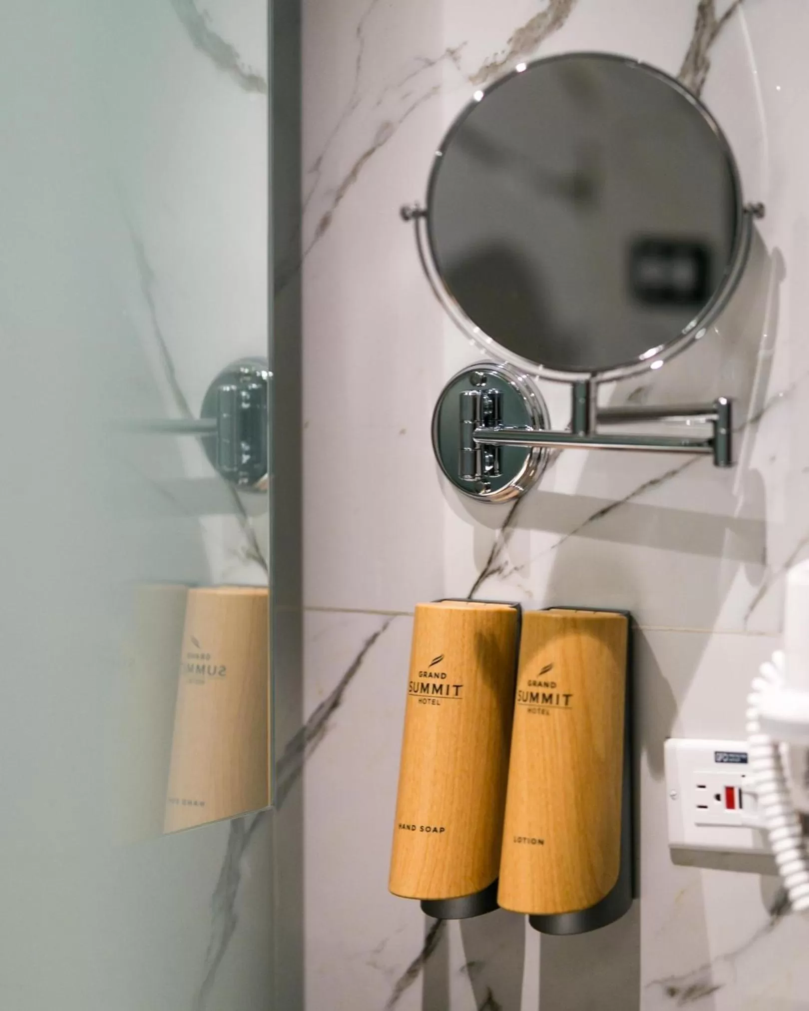 Deluxe King Room in Grand Summit Hotel General Santos