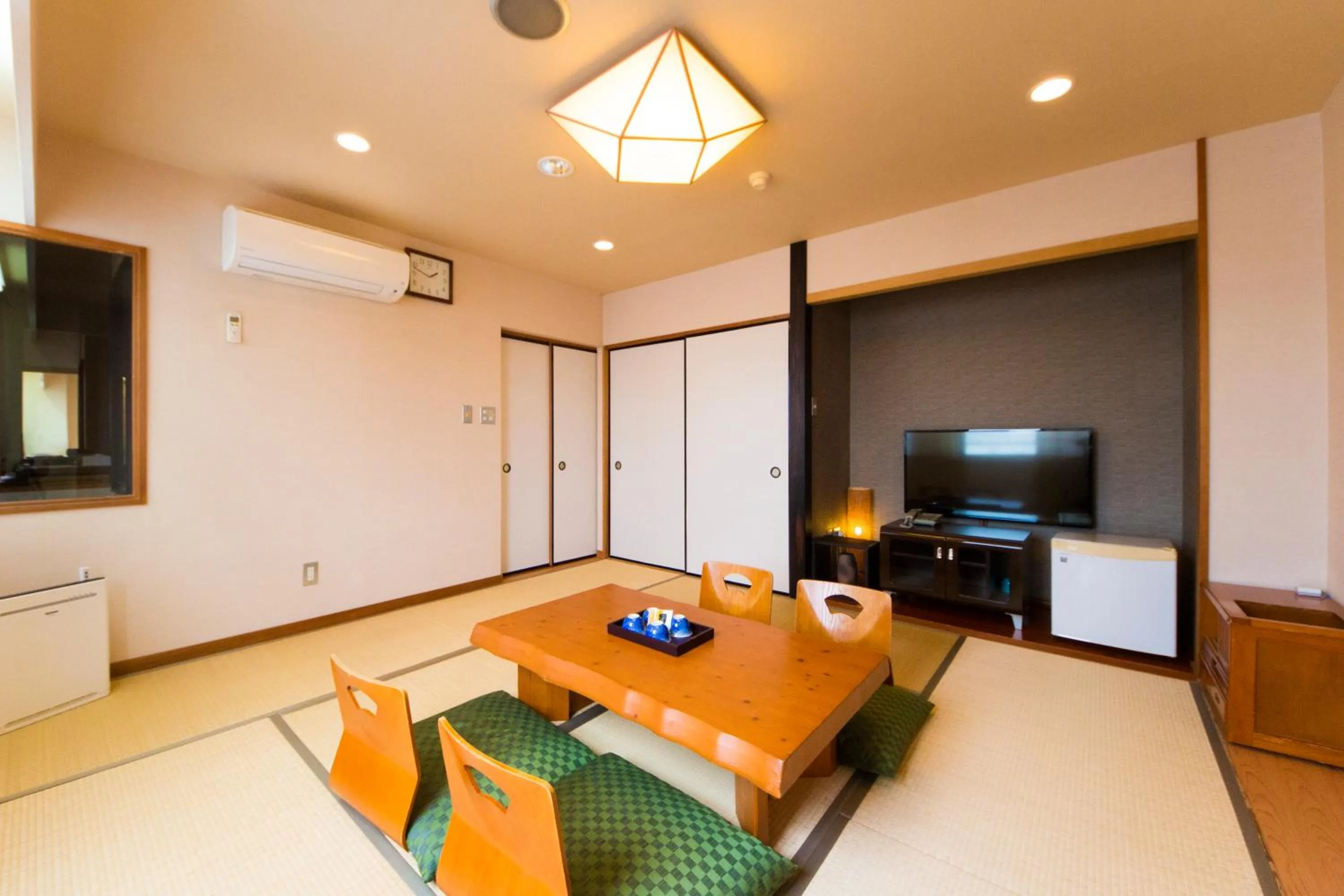 Japanese-Style Twin Room - single occupancy - Smoking in Hotel Kazusa