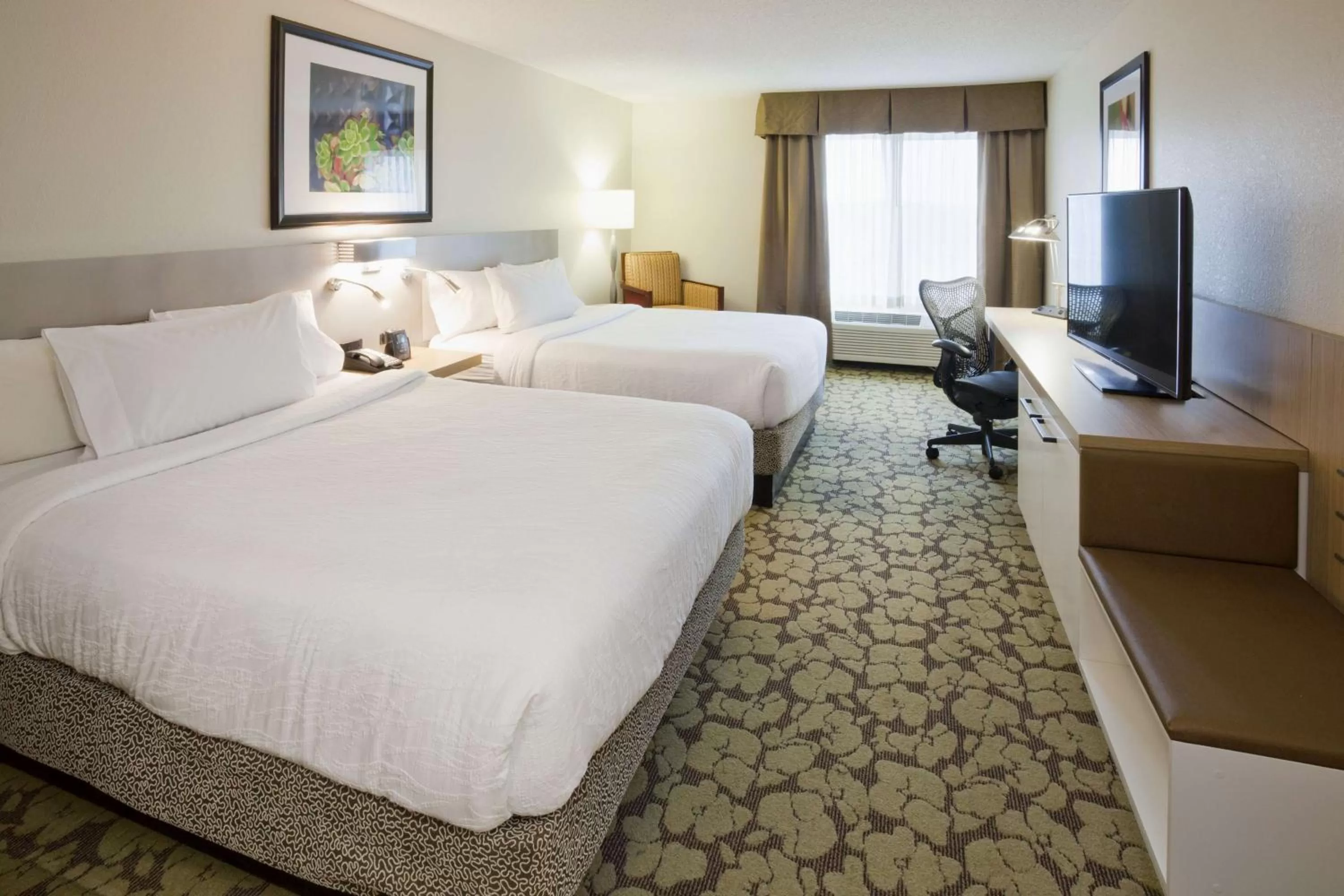 Queen Room with Two Queen Beds in Hilton Garden Inn Minneapolis Eagan