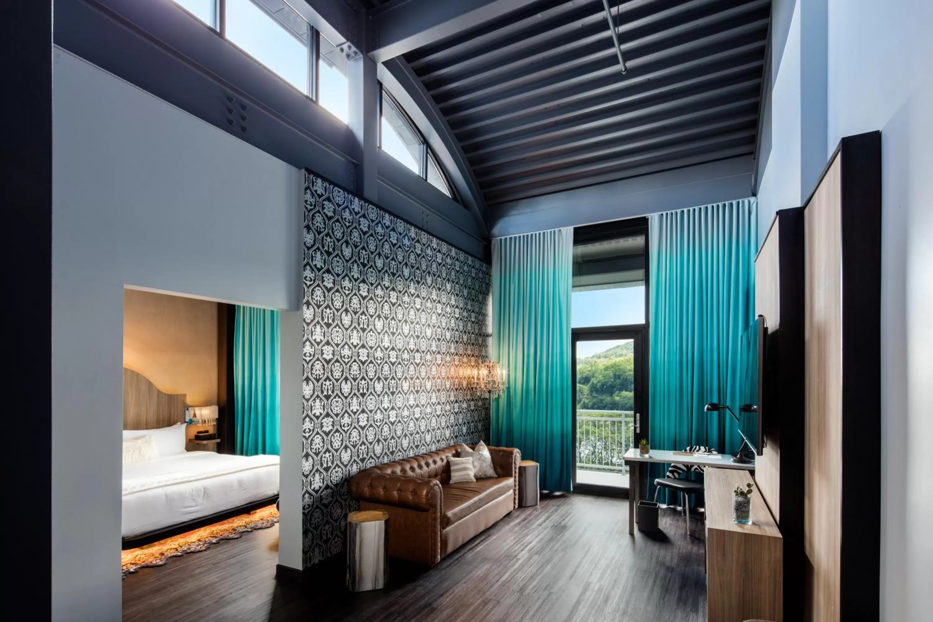 King Suite with Balcony and Accessible Roll-In Shower - Disability Access in Hotel Nyack, a JdV by Hyatt Hotel