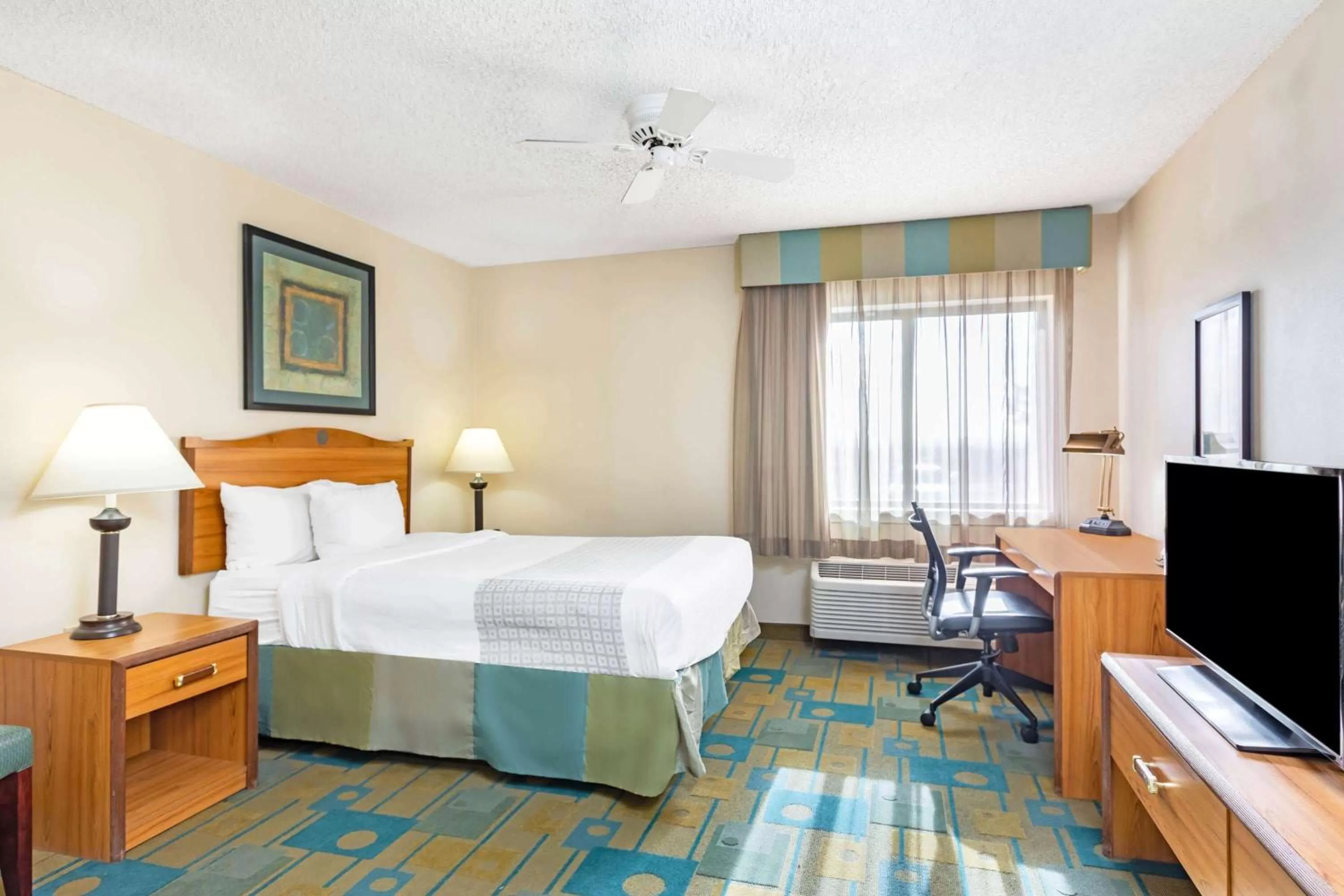 Double Room with Mobility/Hearing Impaired Access - Non-Smoking in La Quinta by Wyndham El Paso East