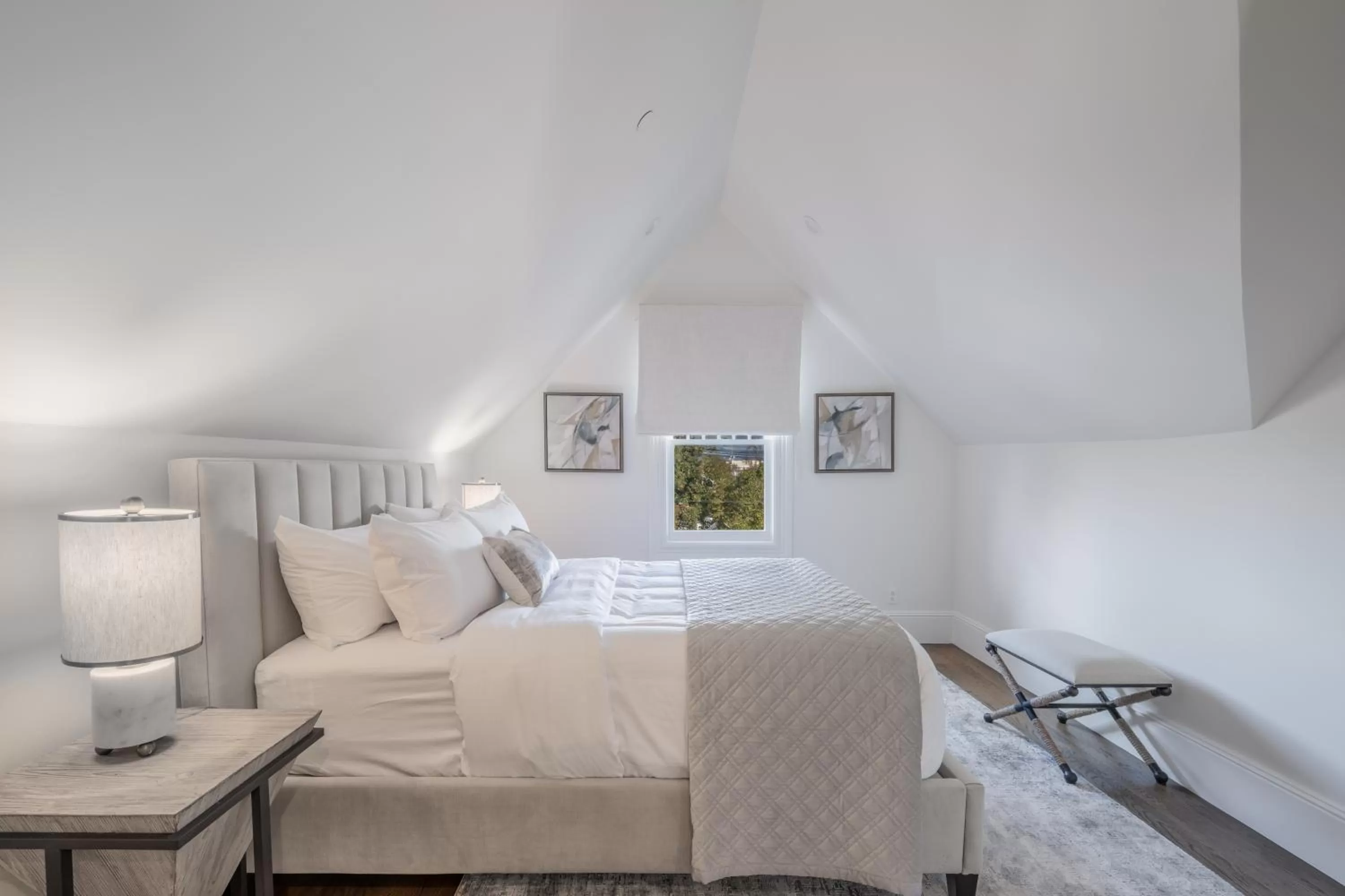 Superior Queen Room in The George - Luxury Boutique Inn