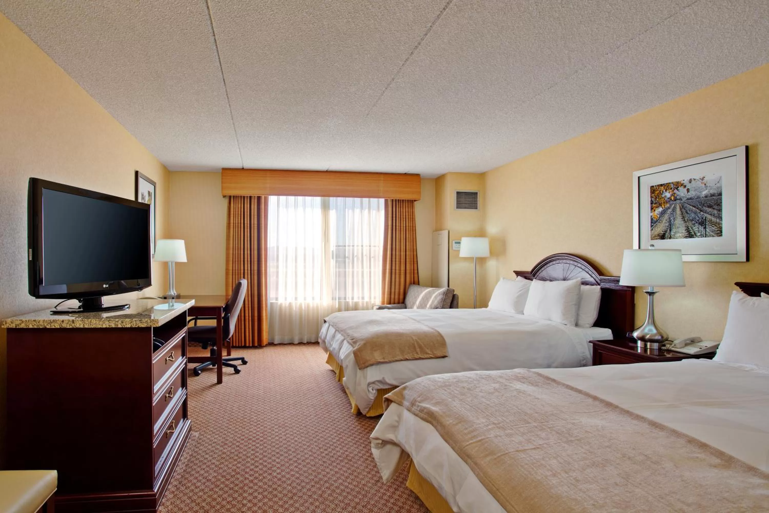 Standard Queen Room with Two Queen Beds in Radisson Hotel Santa Maria