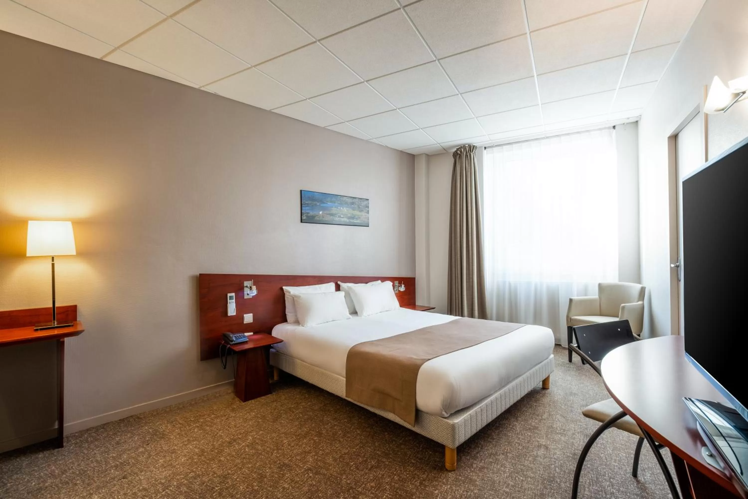 Superior Queen Room - Non Smoking in Quality Hotel Pau Centre Bosquet