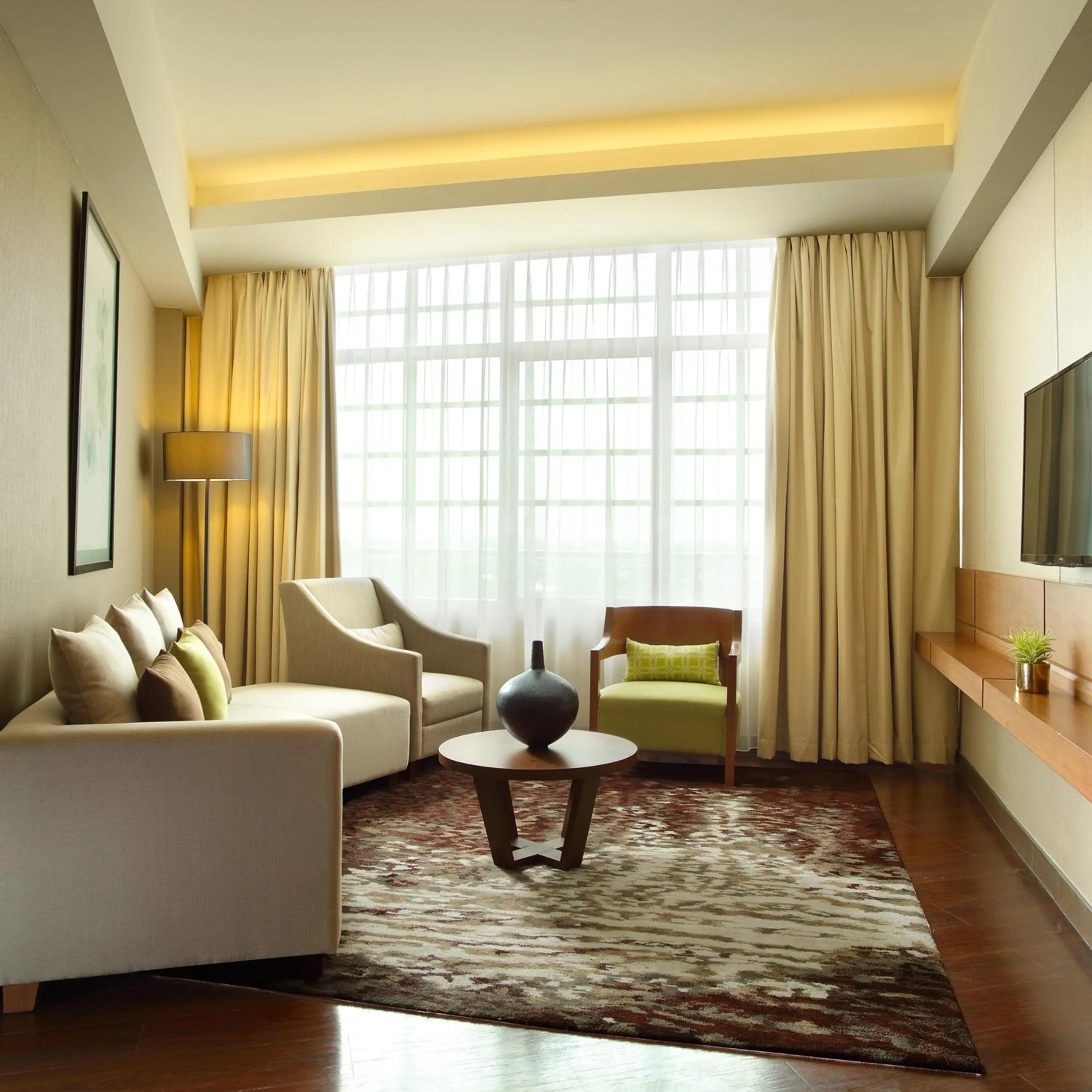 Executive King Suite in Hotel Santika Premiere ICE - BSD City