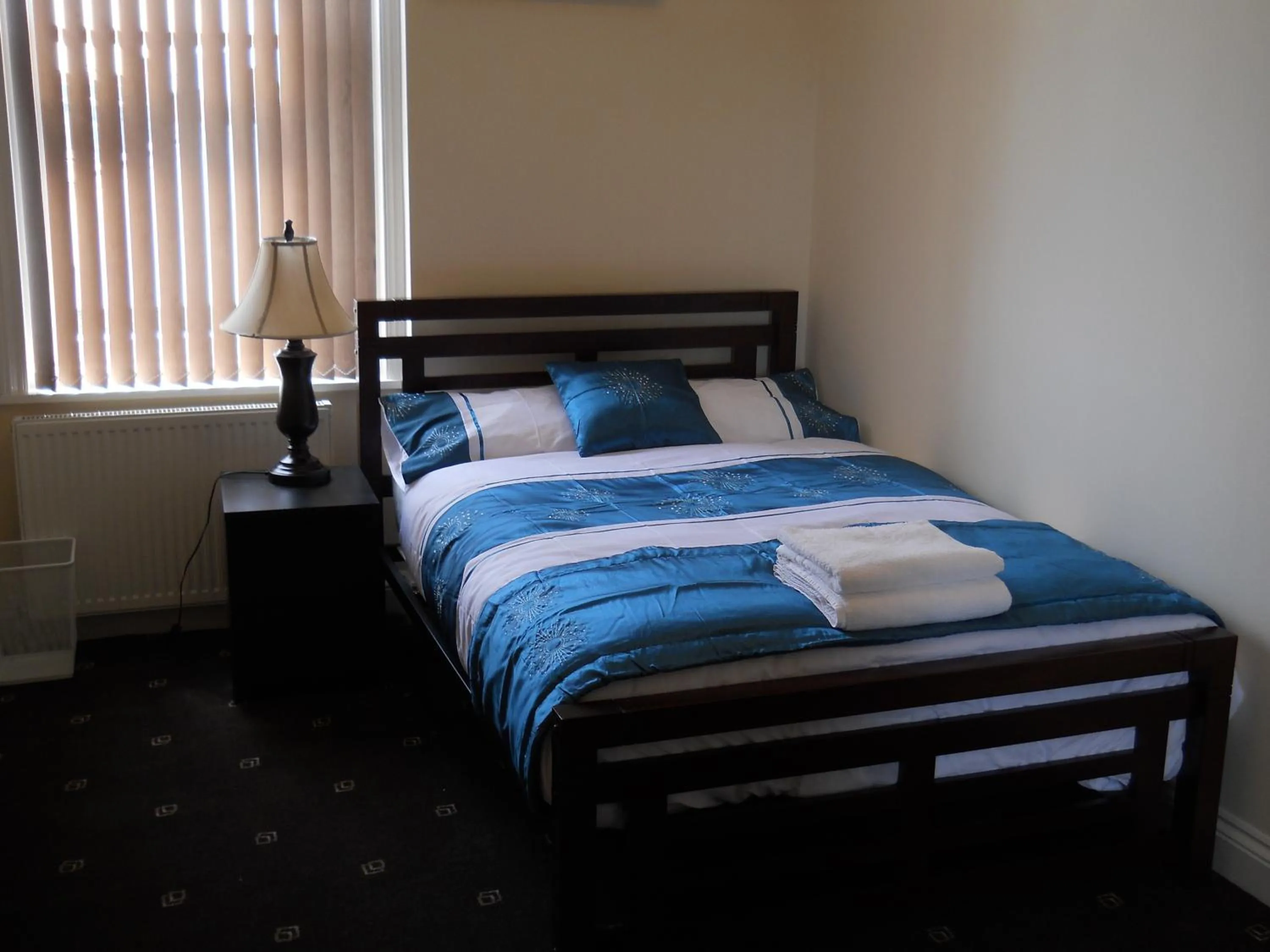 Double Room with Shared Bathroom in Citystay Hotel