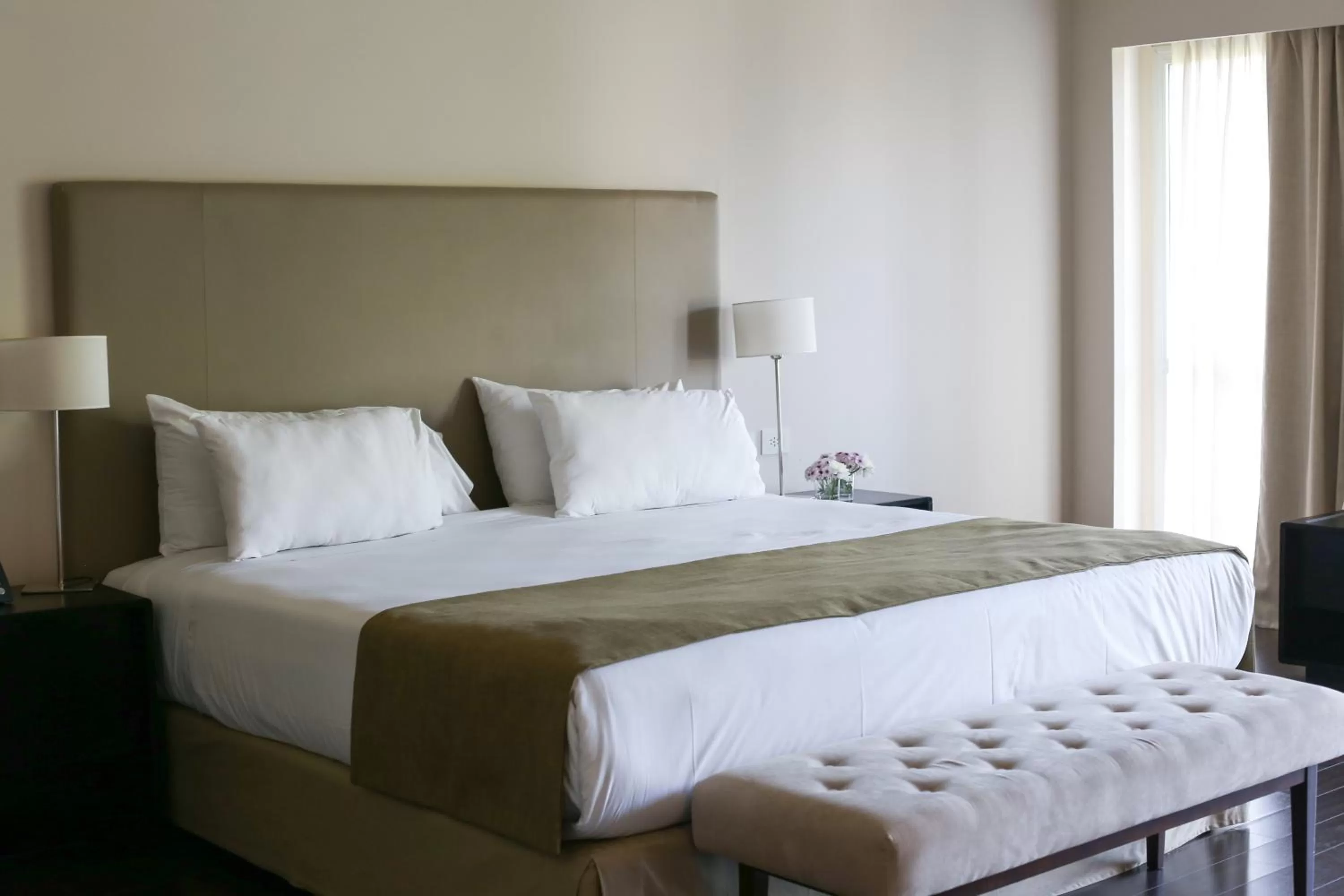 King Room - Mobility Access/Non-Smoking in Dazzler by Wyndham Buenos Aires Palermo