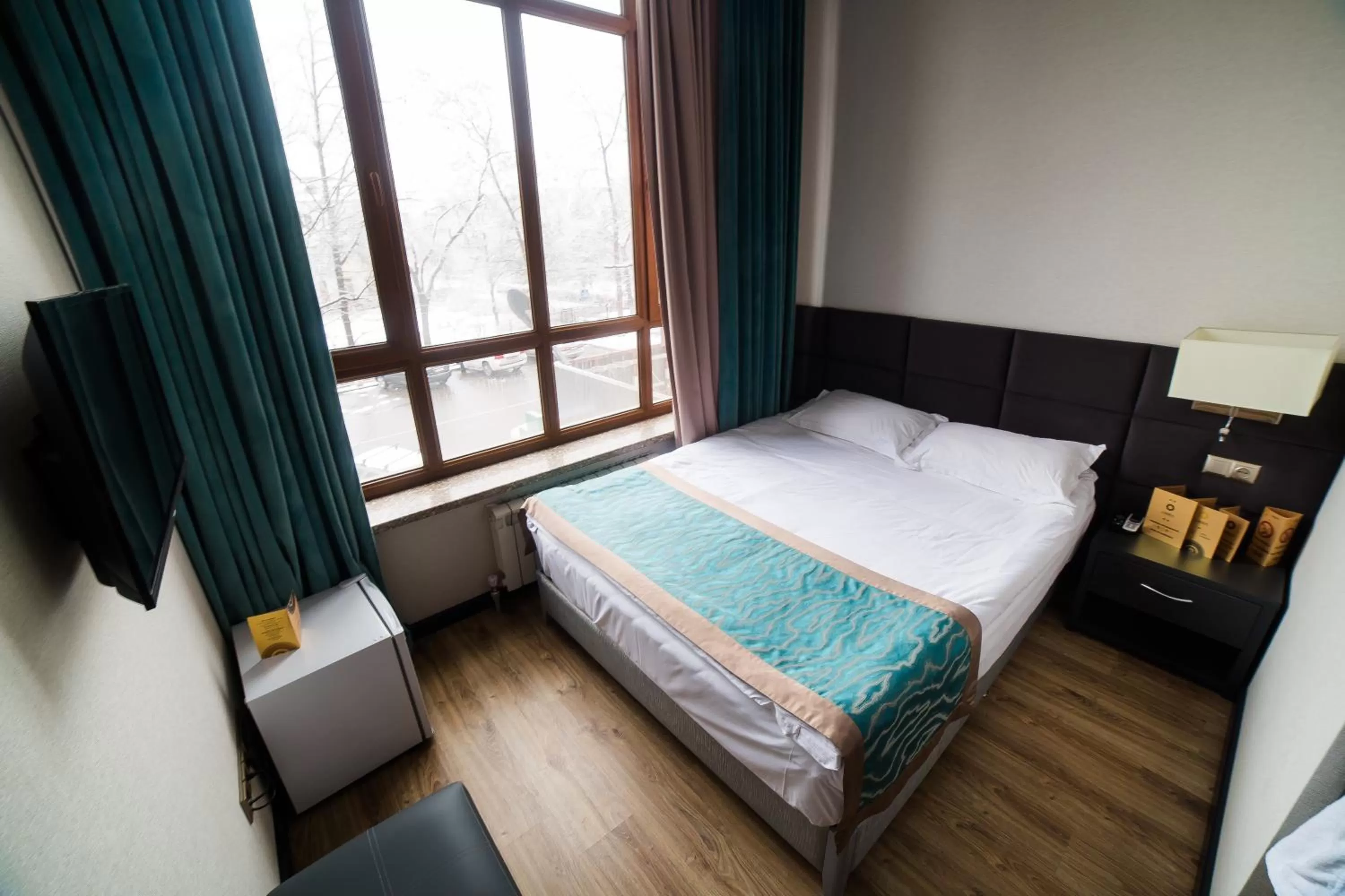 Double Room in Golden Hotel
