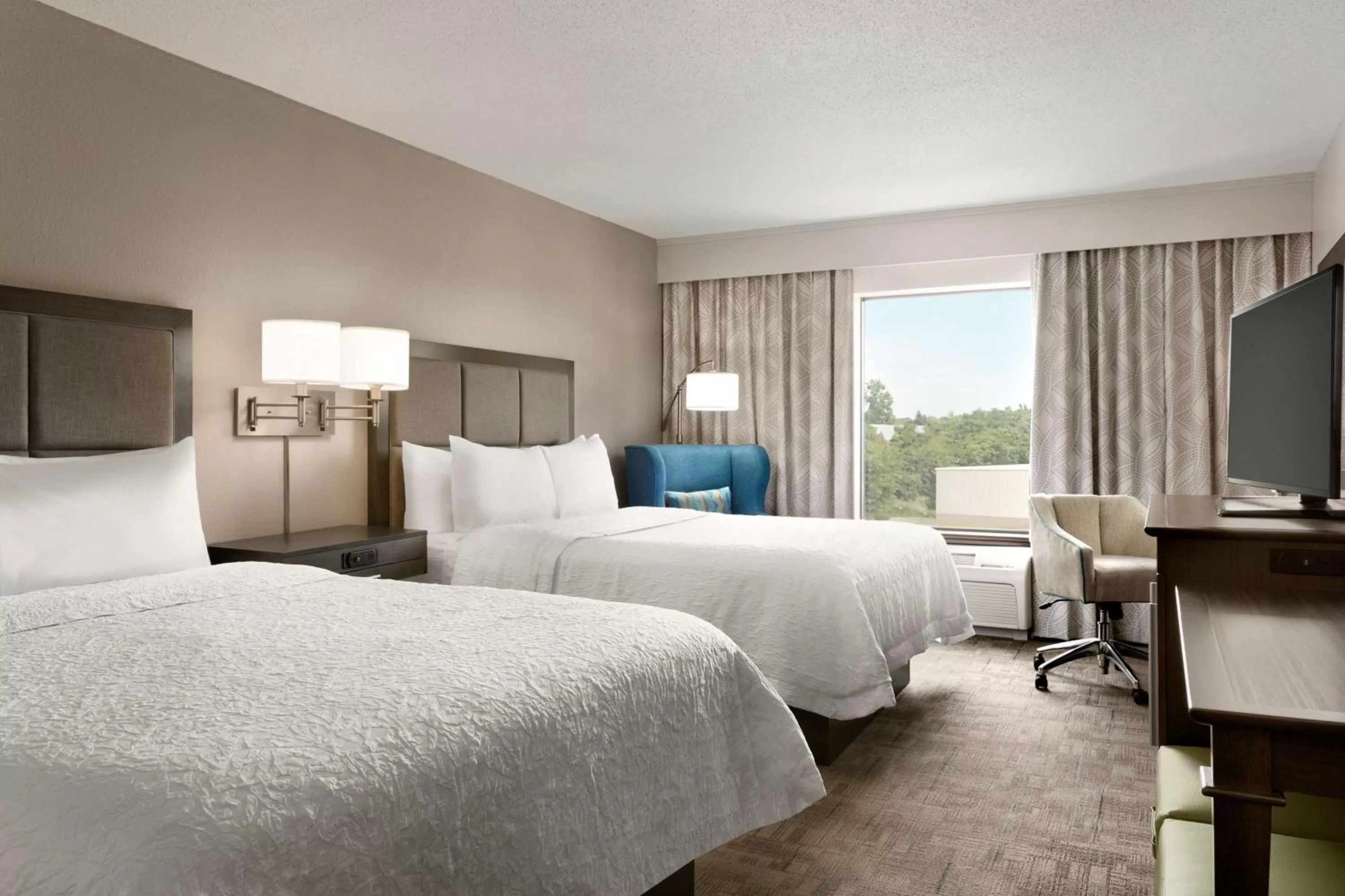 Queen Room with Two Queen Beds - Non-Smoking in Hampton Inn Stow