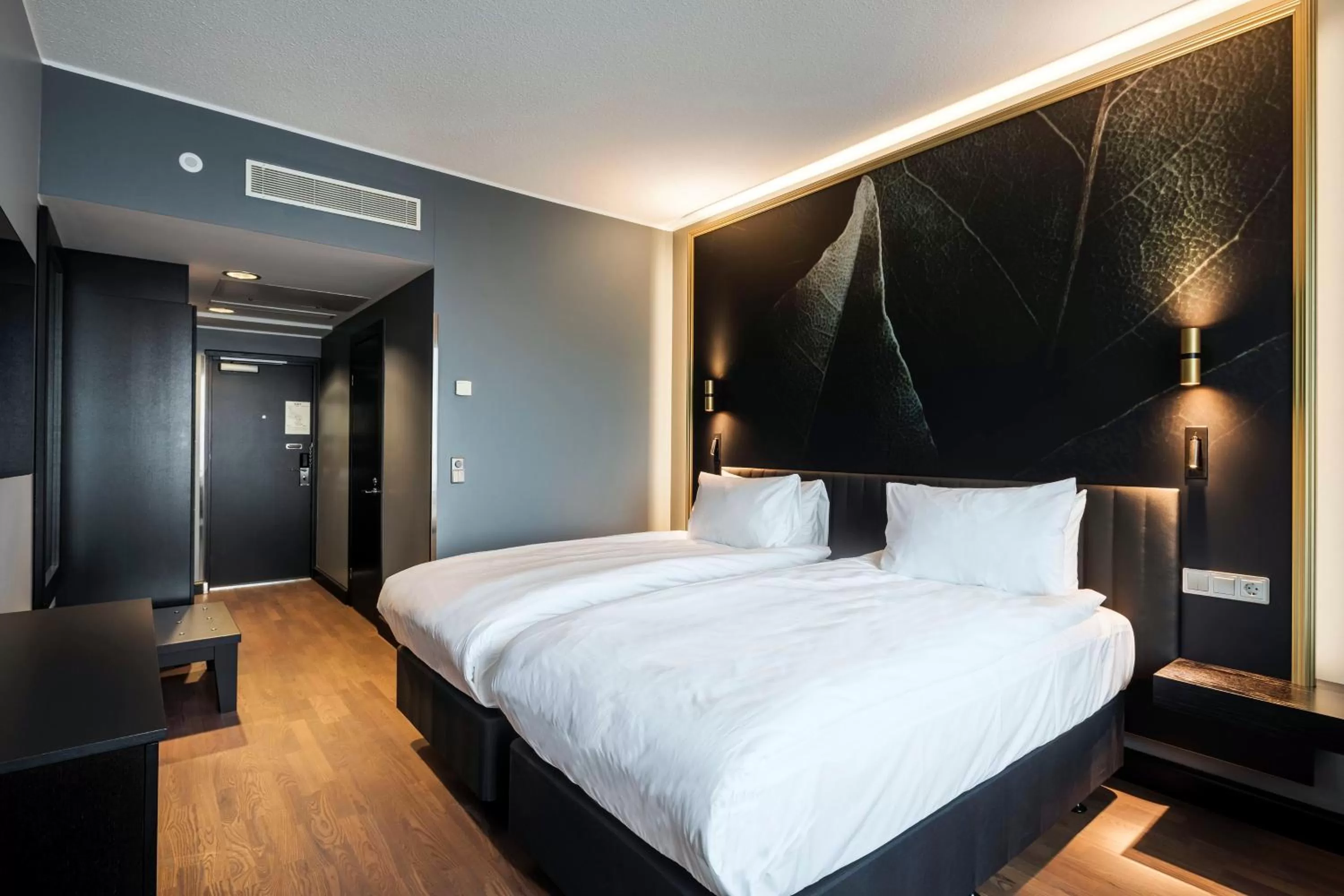 Standard Room with Two Single Beds in Crowne Plaza Helsinki - Hesperia by IHG