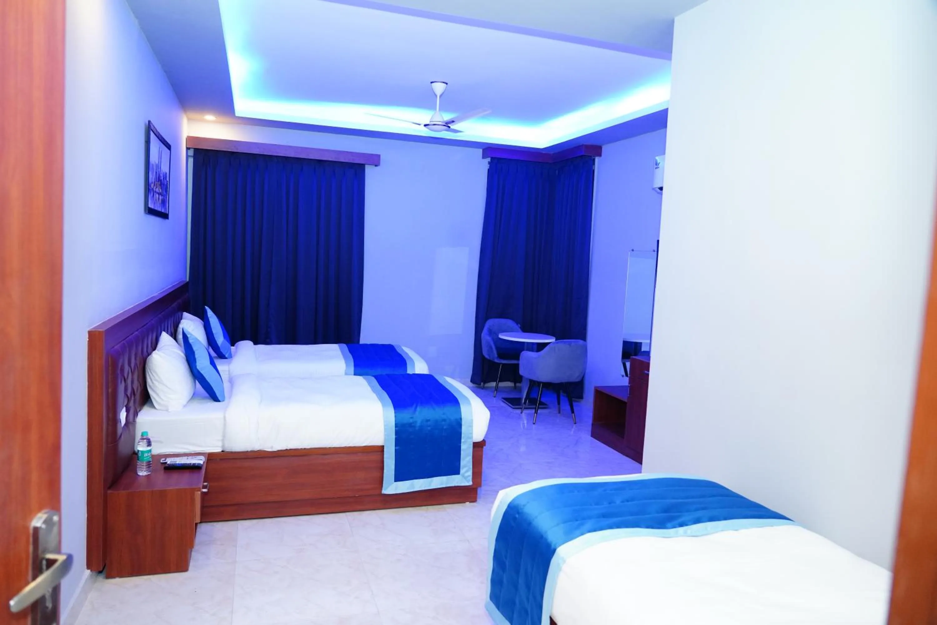 Superior Triple Room in ExpoMart Inn