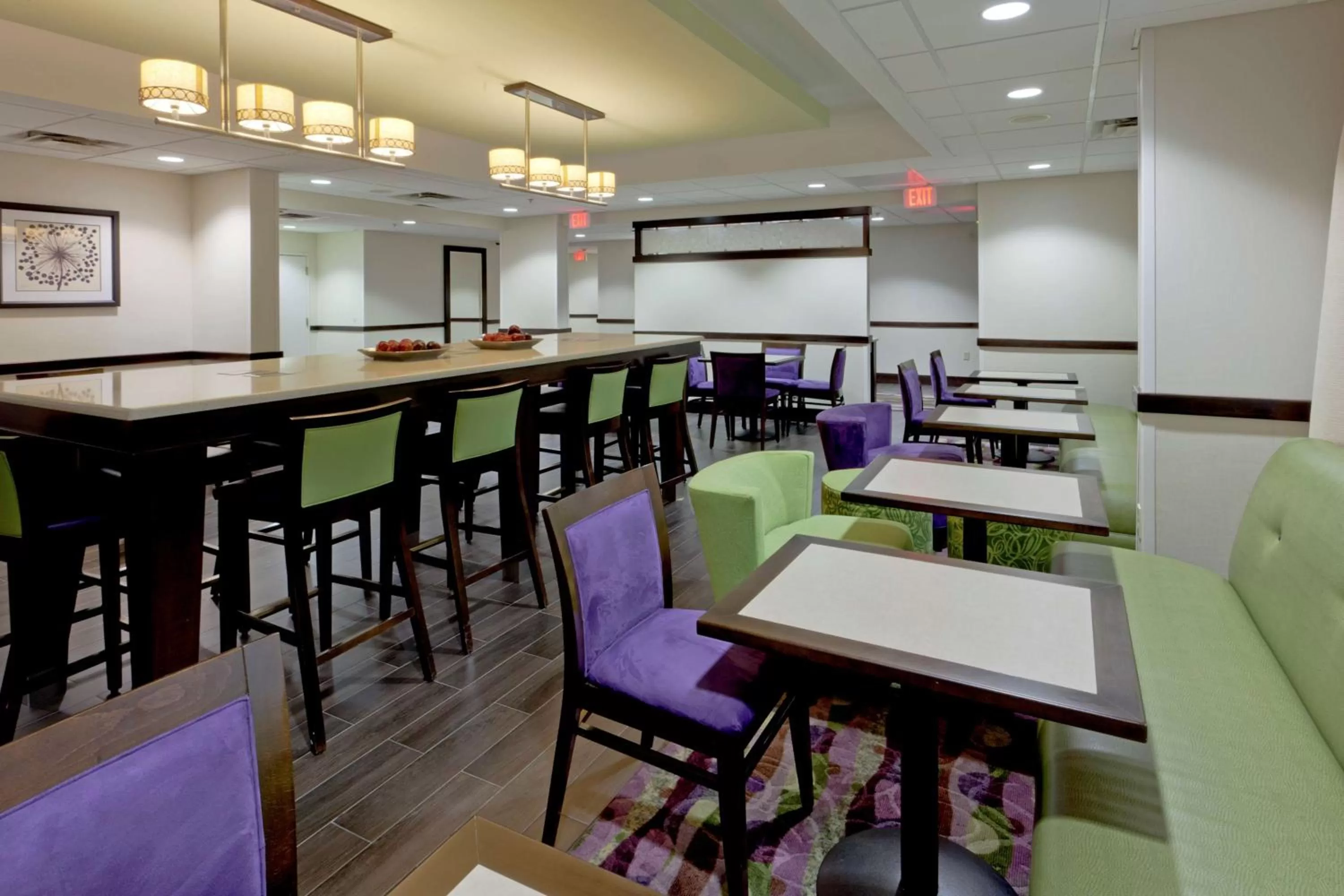 Lobby or reception in Hampton Inn Dumfries/Quantico