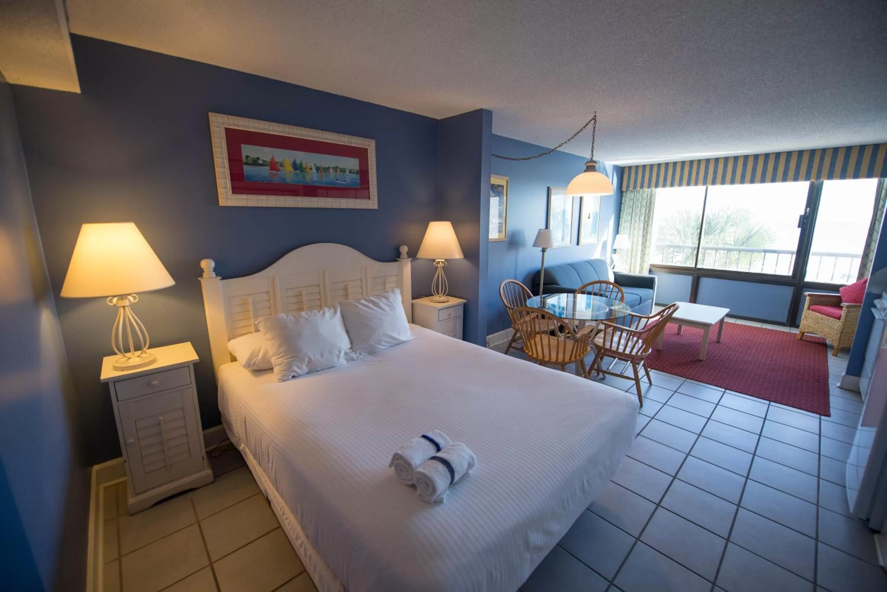 Queen Studio Suite - Non-Smoking in Ocean Club Resort Myrtle Beach a Ramada by Wyndham