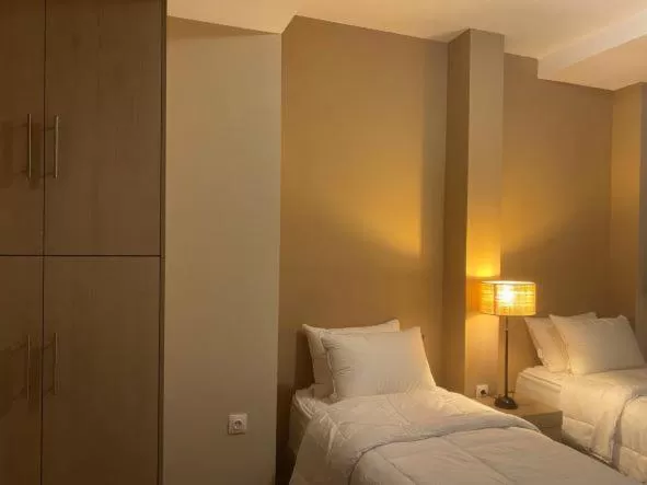 Budget Twin Room in Athens Gem