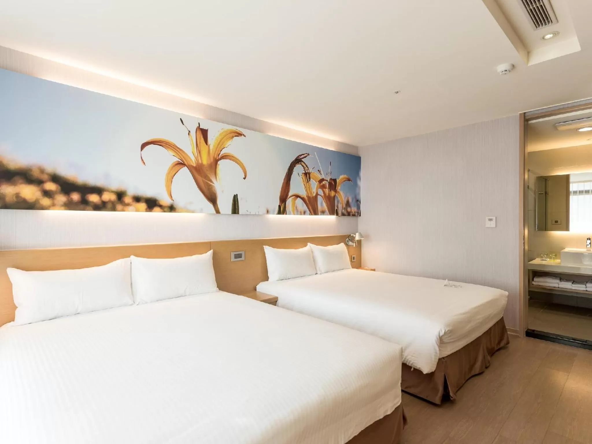 Deluxe Quadruple Room in Mellow Fields Hotel