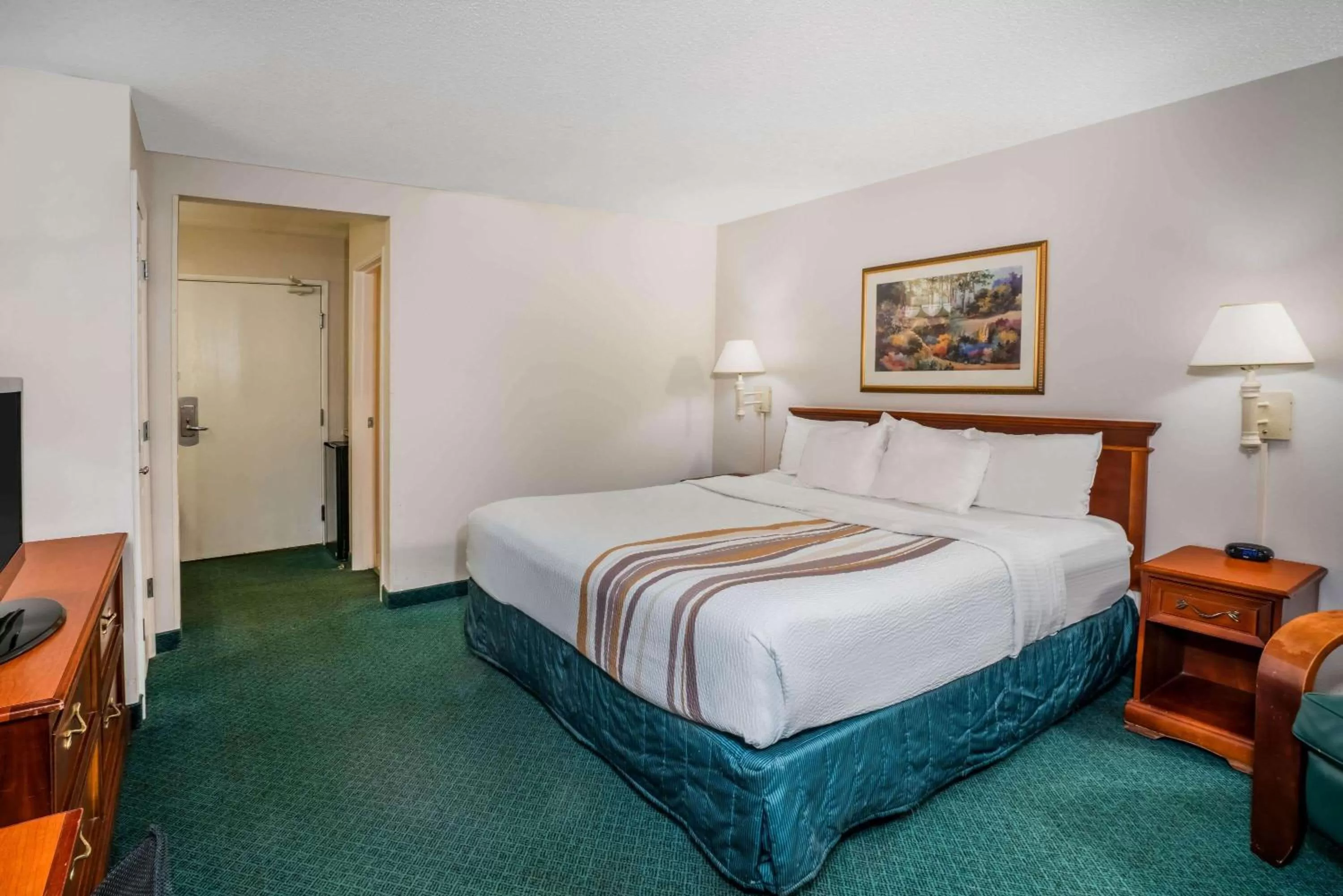 Executive King Room in La Quinta by Wyndham Nashville Franklin