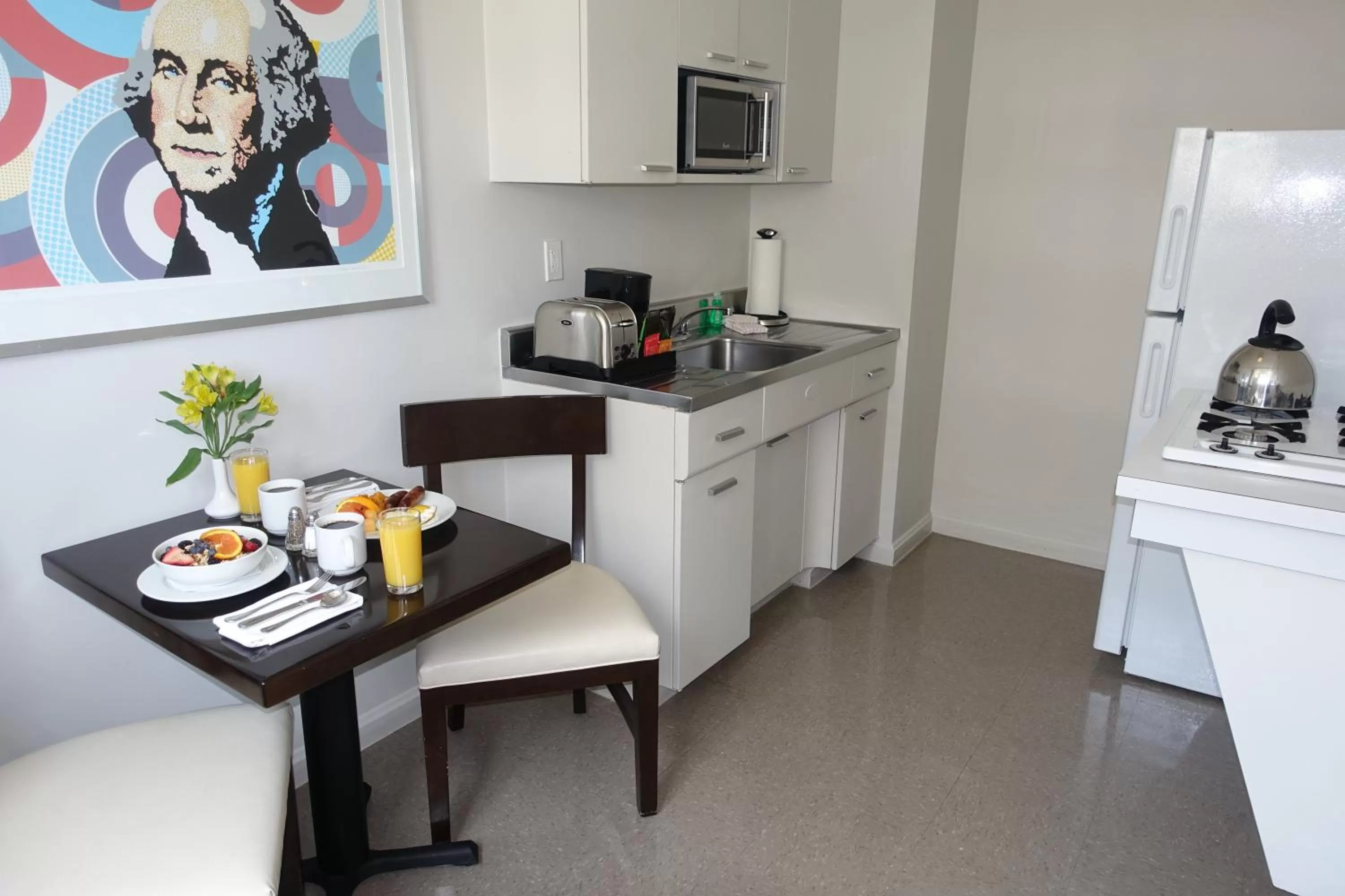 Accessible Deluxe Plaza Suite  in State Plaza Hotel