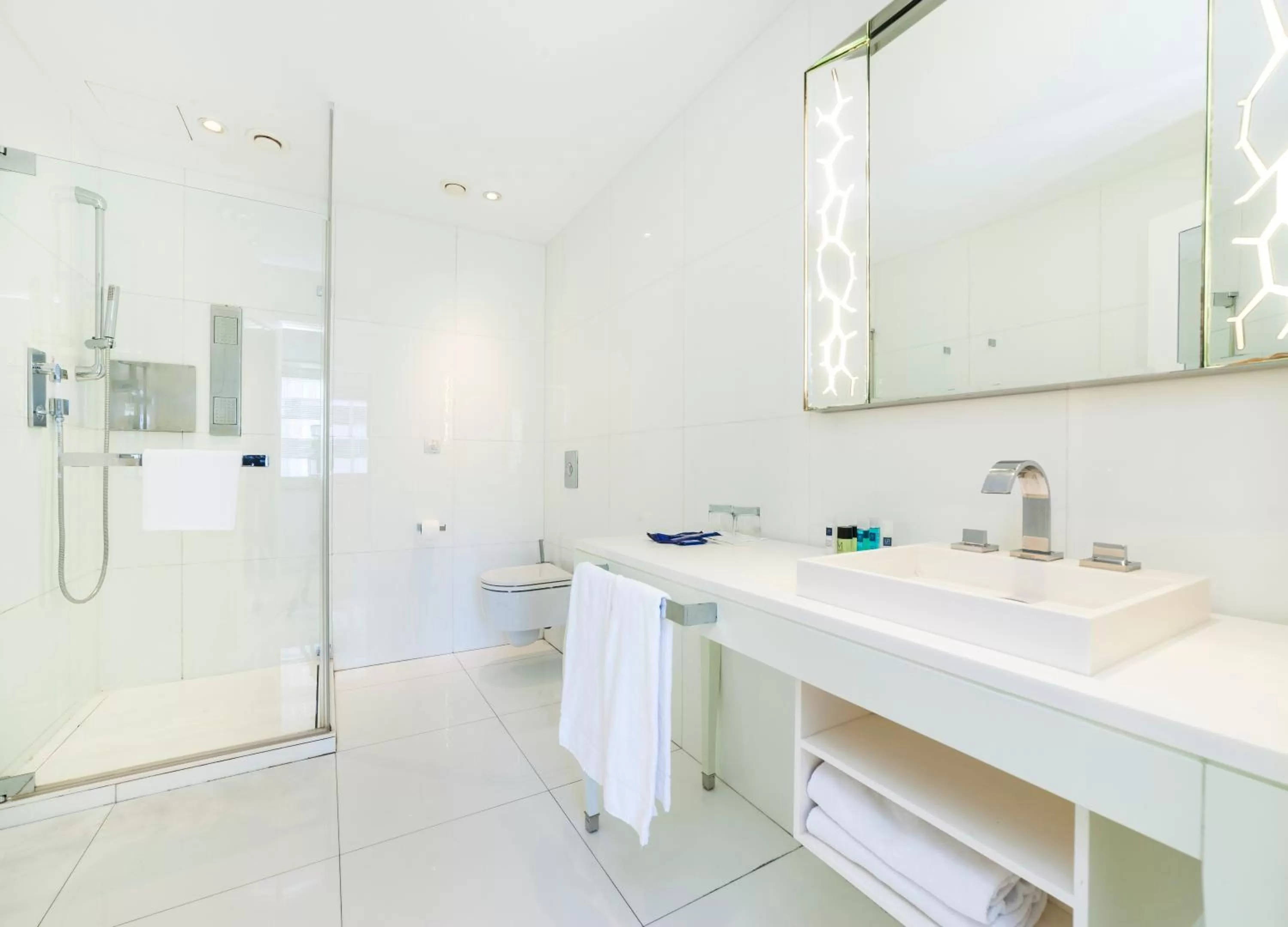 Standard Double Room with City View in Palacio Avenida