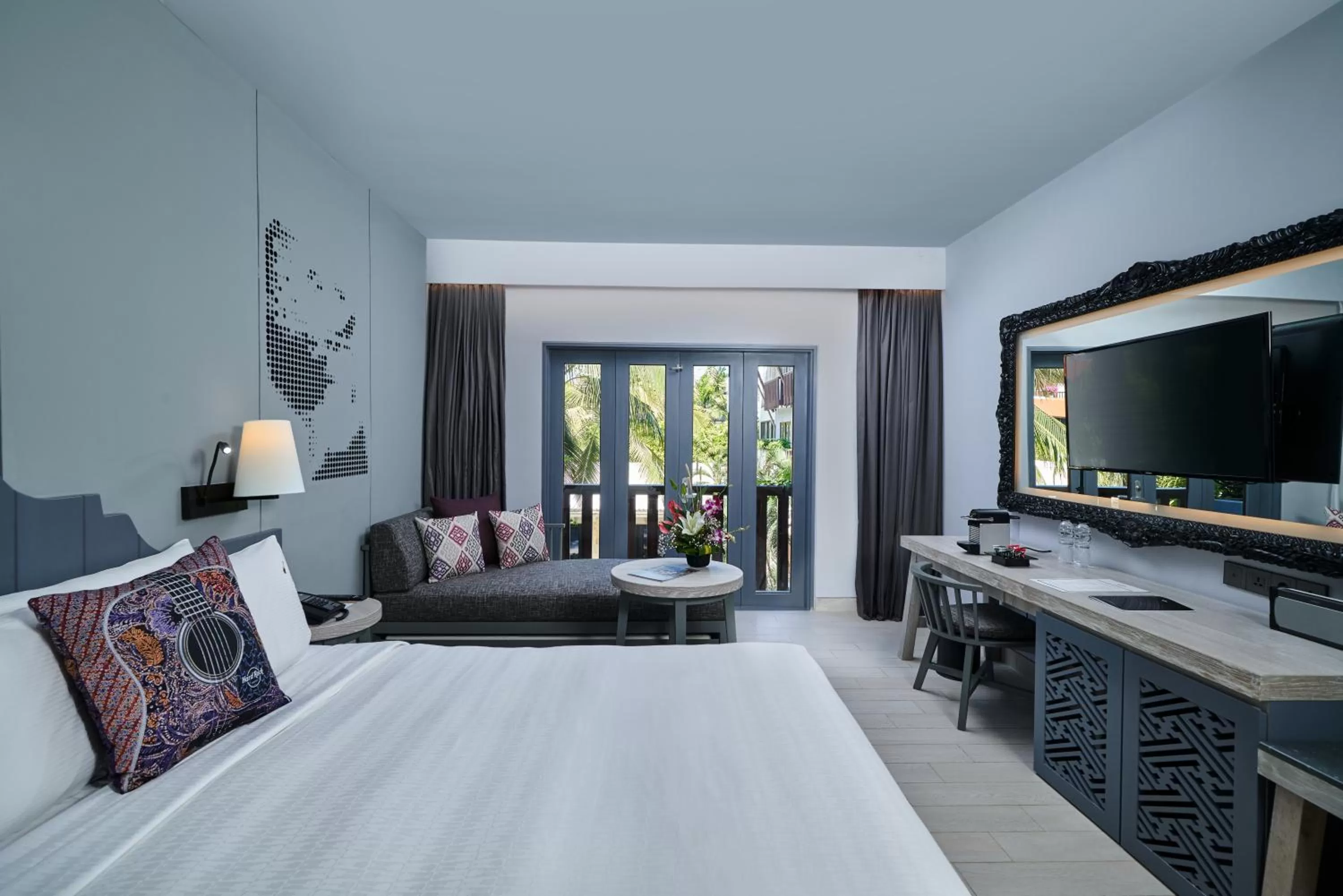 Deluxe King Premium (max. 2 adults + 2 children max 15 years old) in Hard Rock Hotel Bali