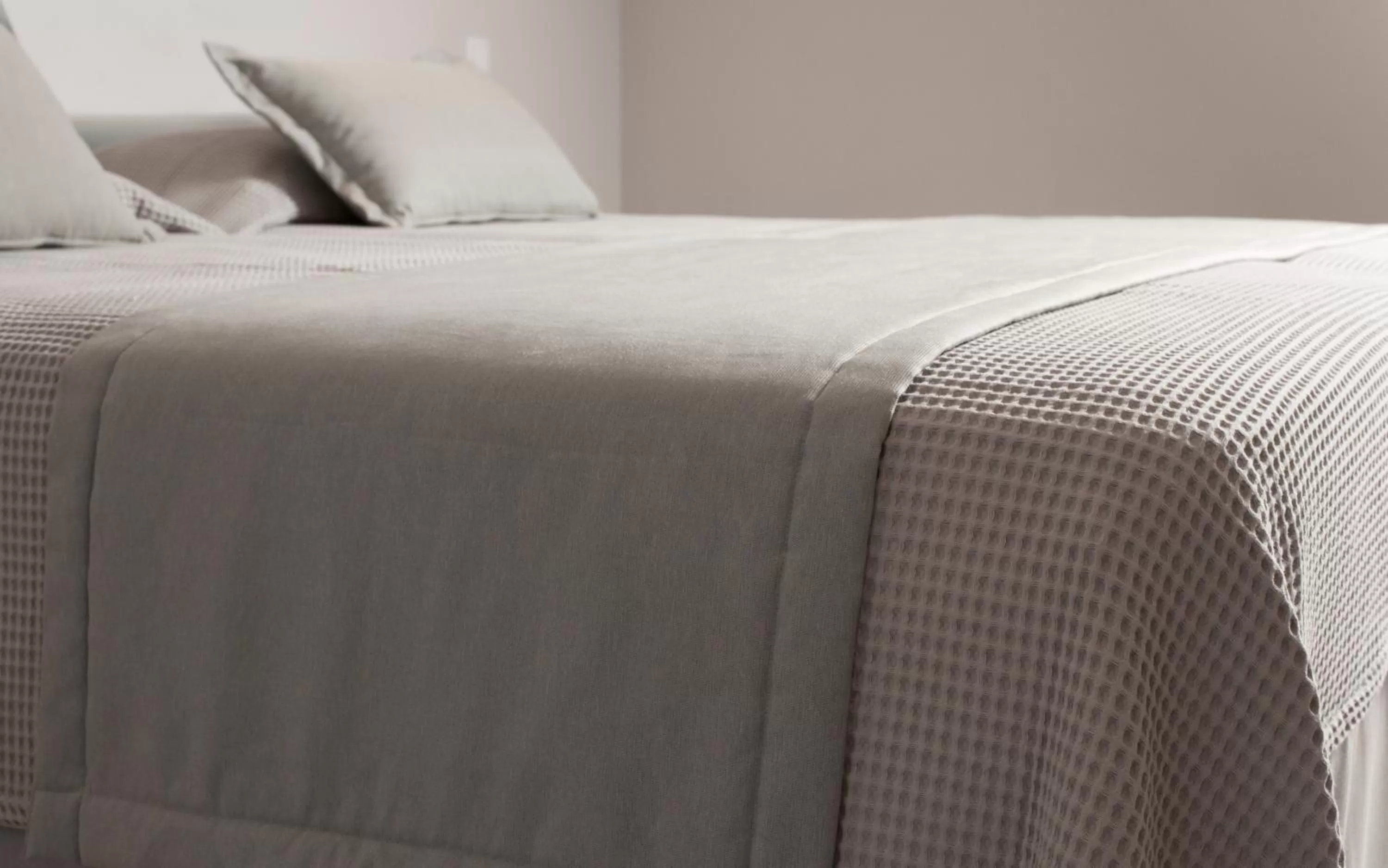 Family Room with Sea View in King Saron Hotel Resort