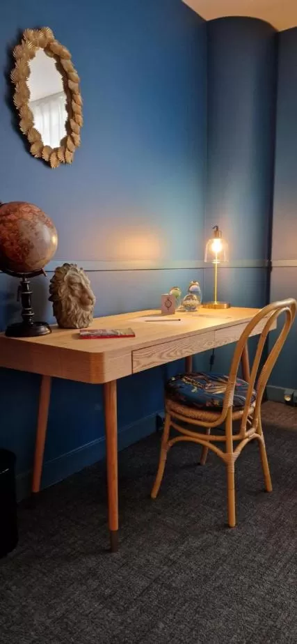 Premium King Room in Hotel Indigo Bordeaux Centre Chartrons by IHG