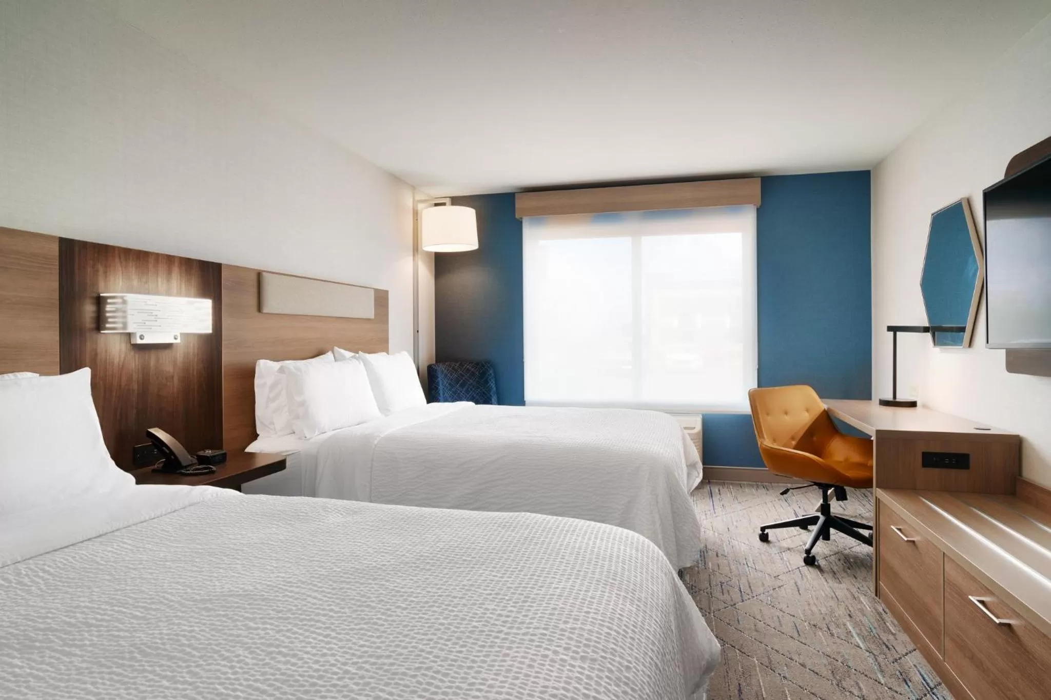 Standard Queen Room with Two Queen Beds in Holiday Inn Express and Suites Helena by IHG