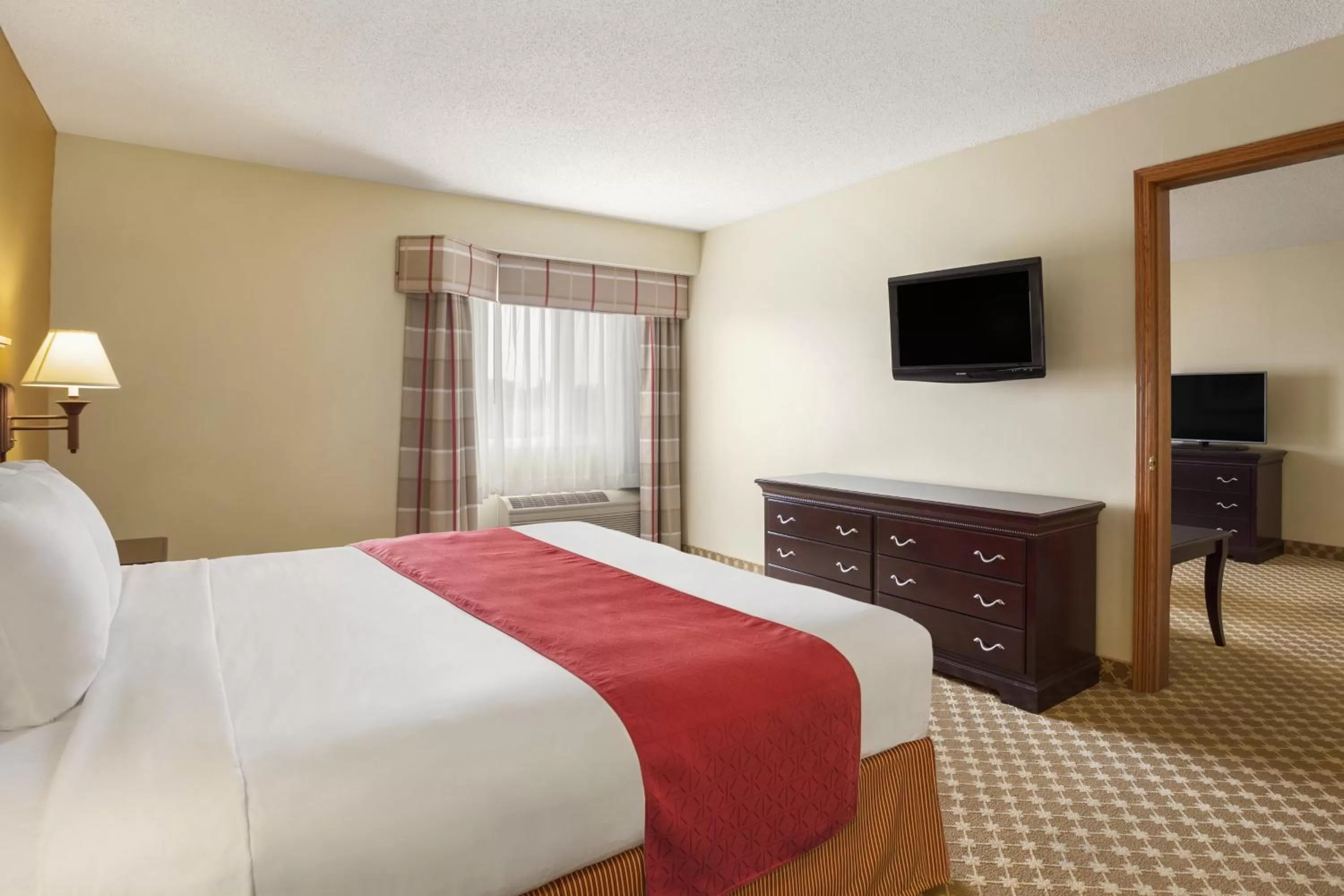 One-Bedroom King Suite with Sofa Bed in Country Inn & Suites by Radisson, Lincoln North Hotel and Conference Center, NE