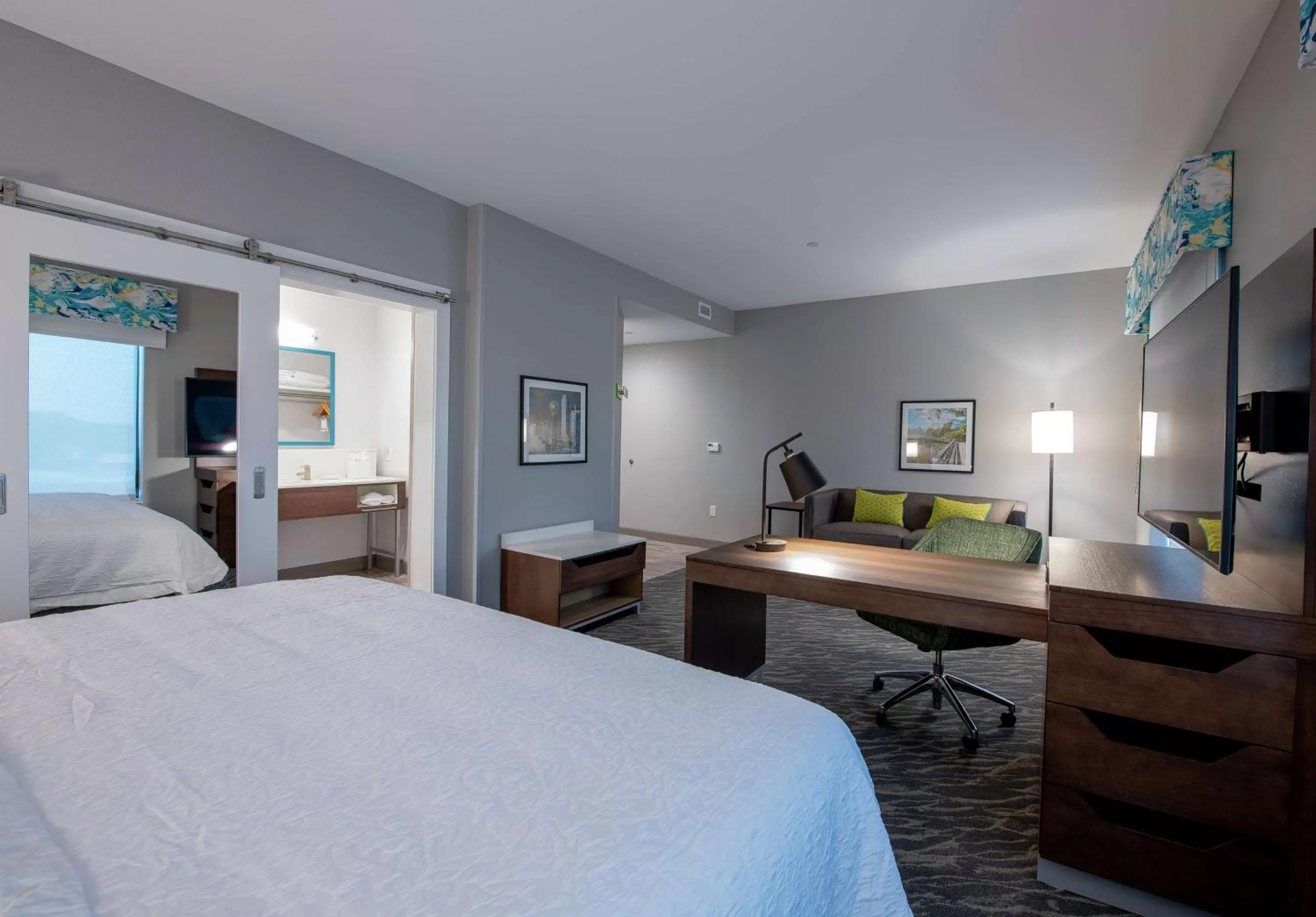 King Studio Suite in Hampton Inn & Suites Duncanville Dallas, Tx