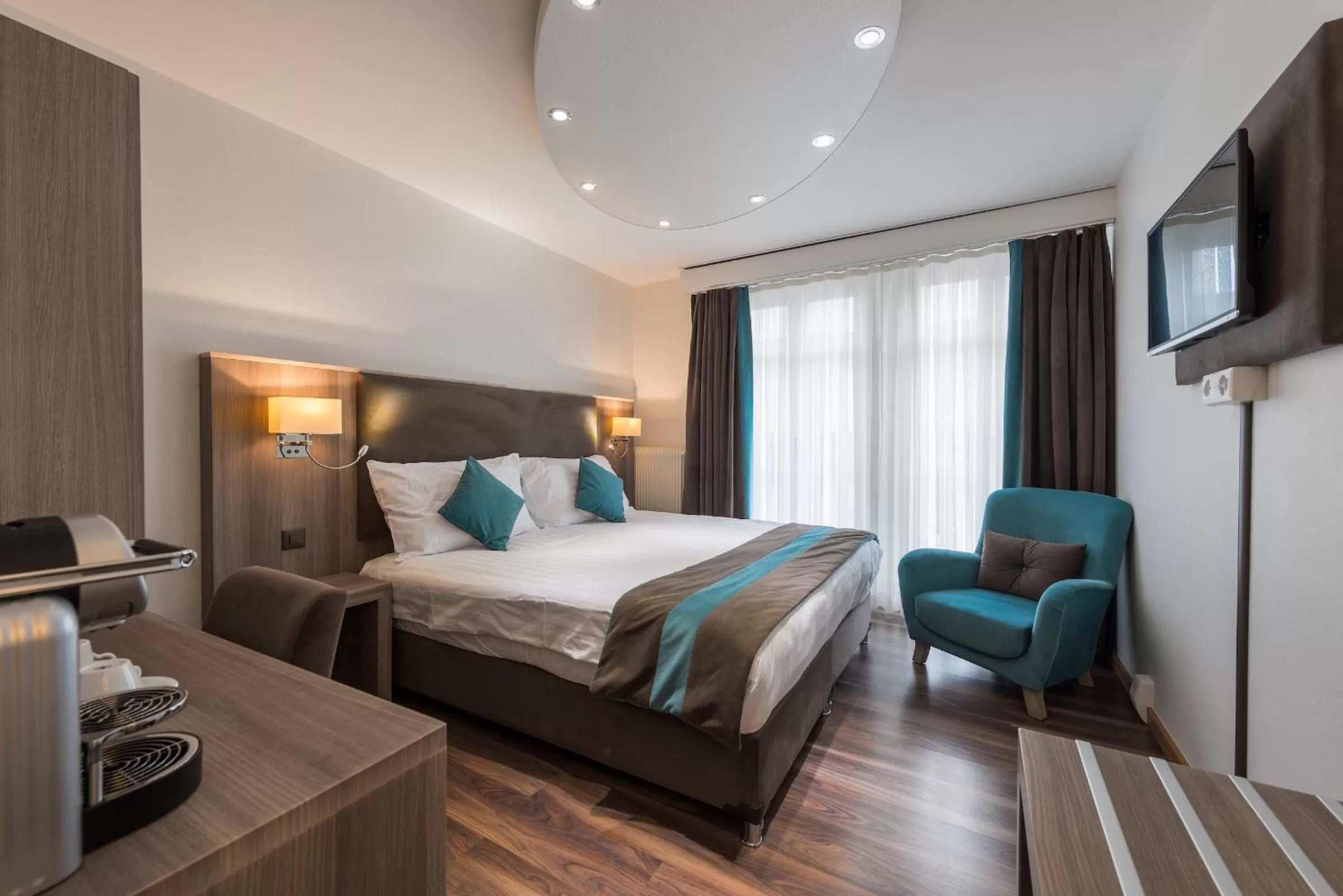 Classic Double Room in Hotel Rousseau