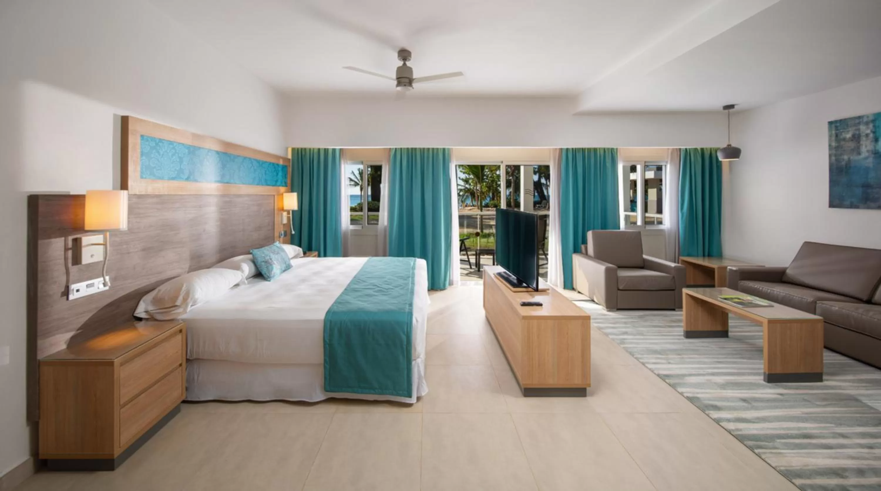 Suite with Sea View in Riu Palace Tropical Bay - All Inclusive