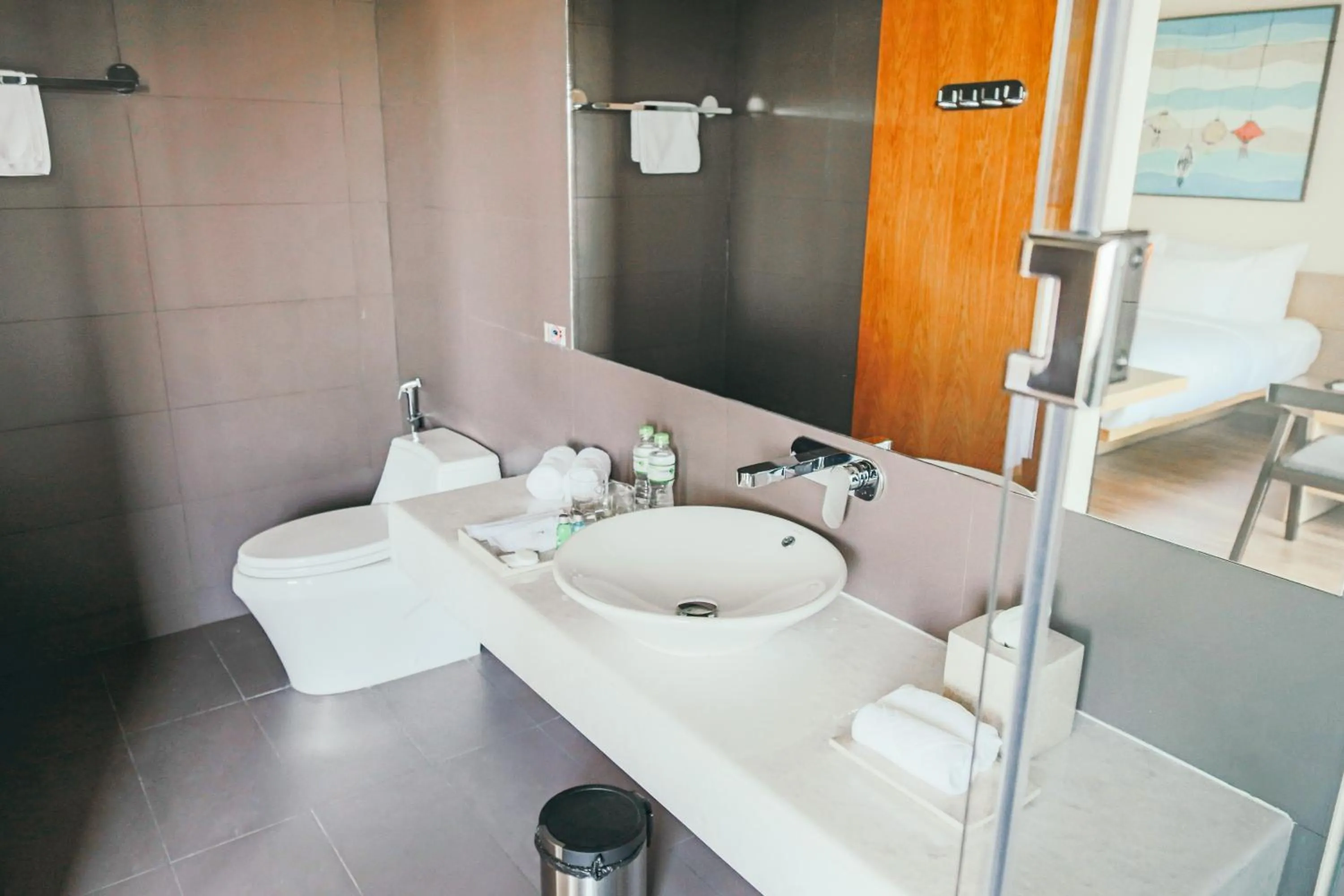 Superior Double Room with City View in Mulberry Collection Silk Eco